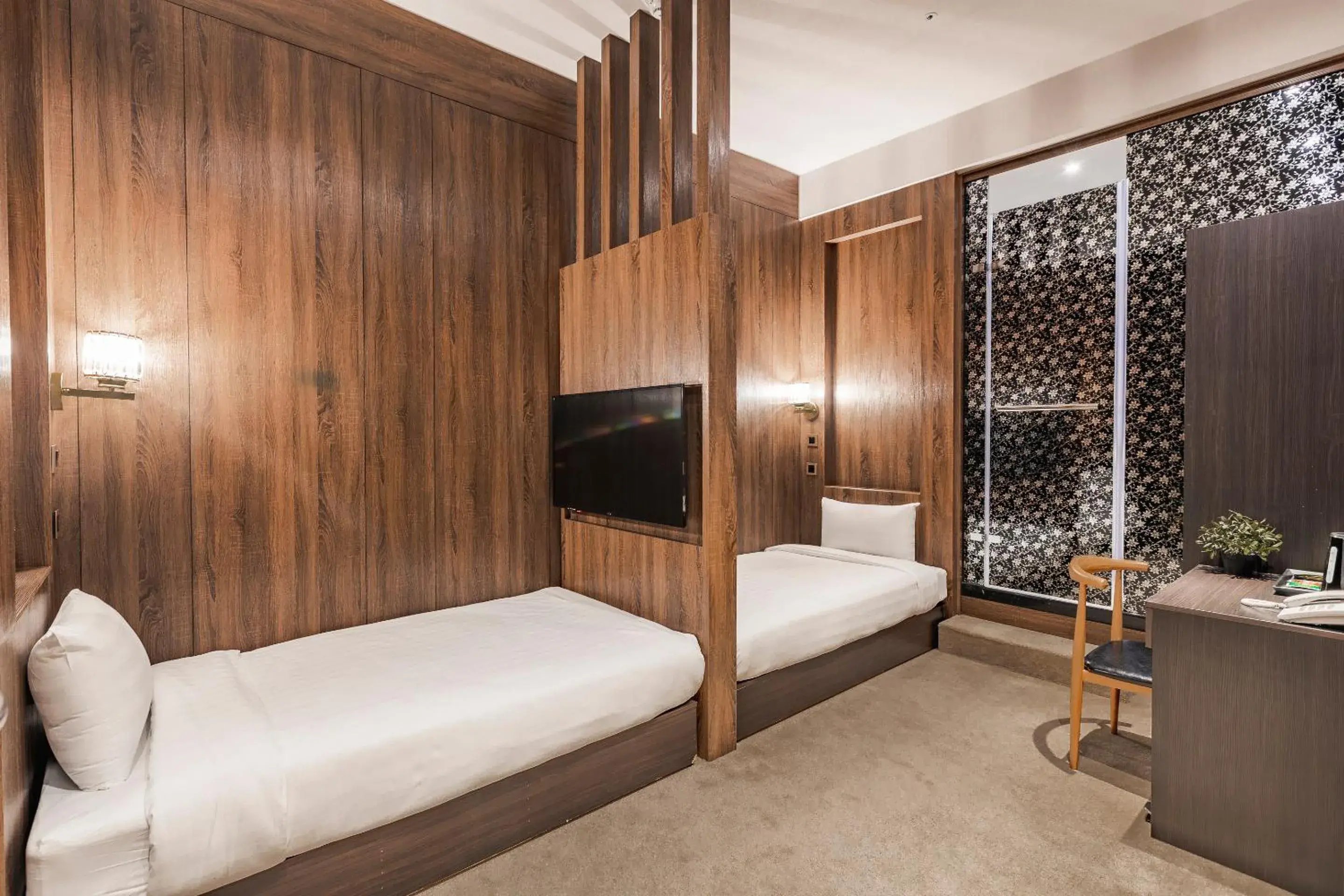 Japanese-style Business Suite in Mayer Inn Japanese-style Business Suite in Mayer Inn