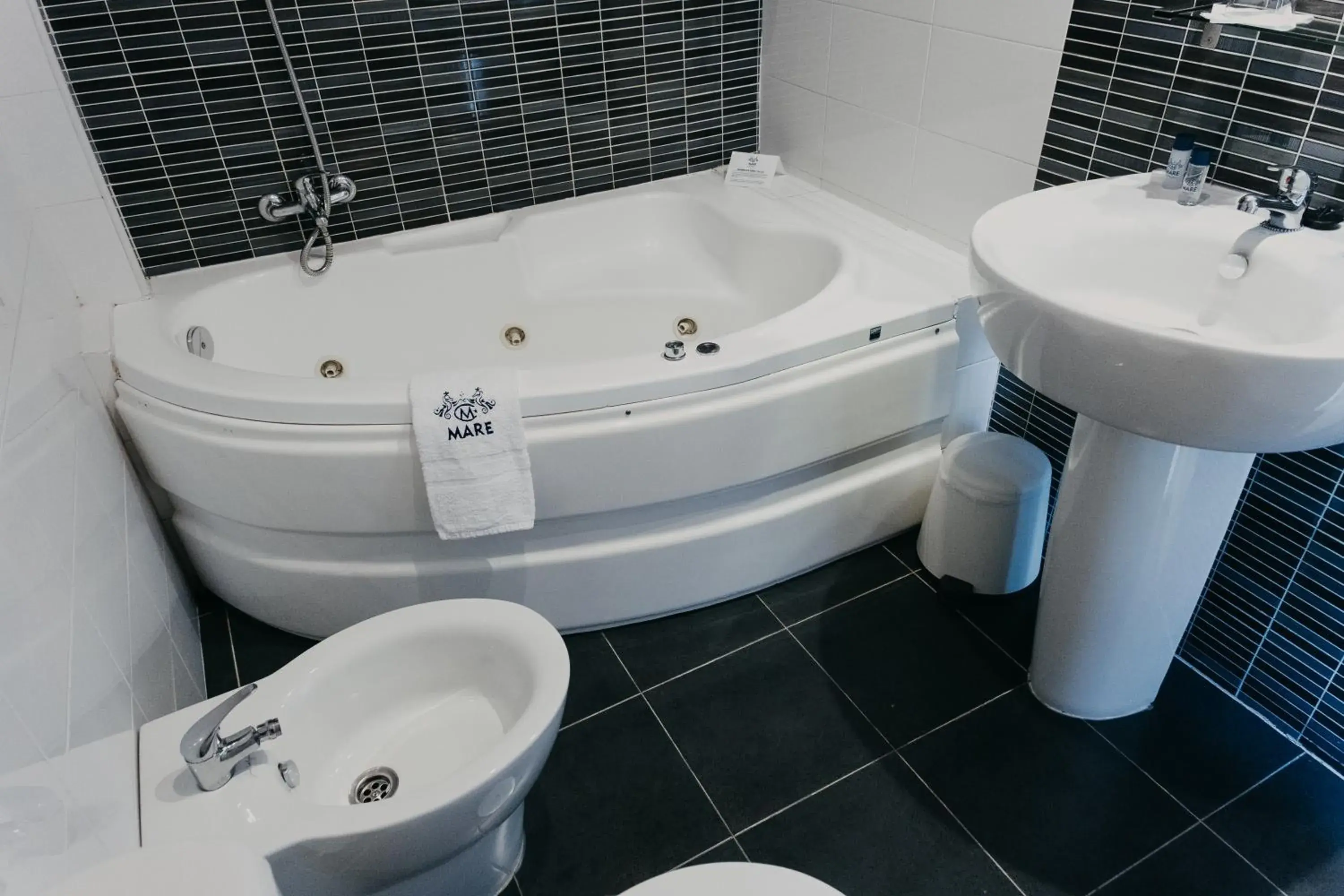 Superior Double Room in Mare Hotel Superior Double Room in Mare Hotel