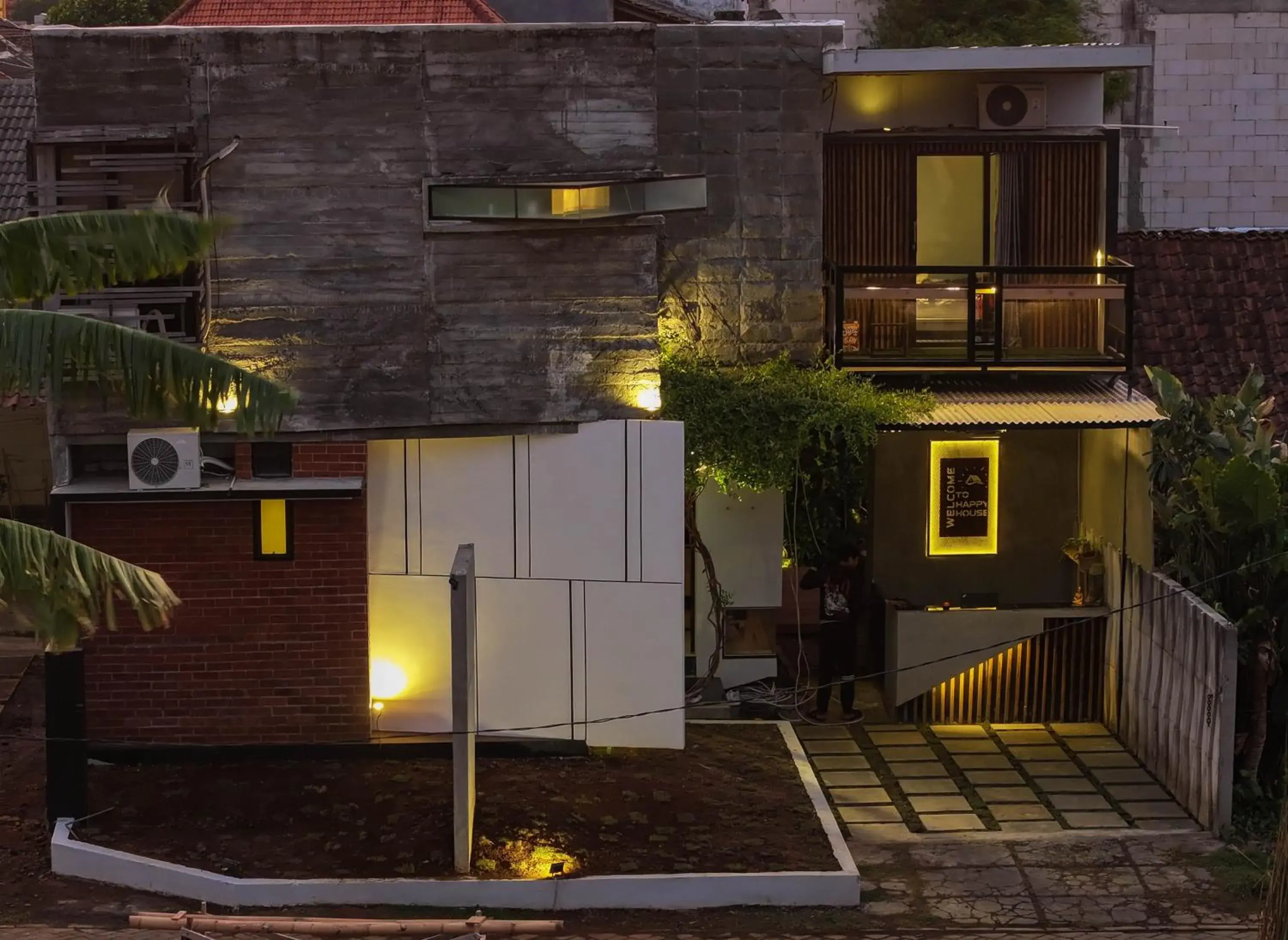 Happy House BnB Bromo backpacker Happy House BnB Bromo backpacker