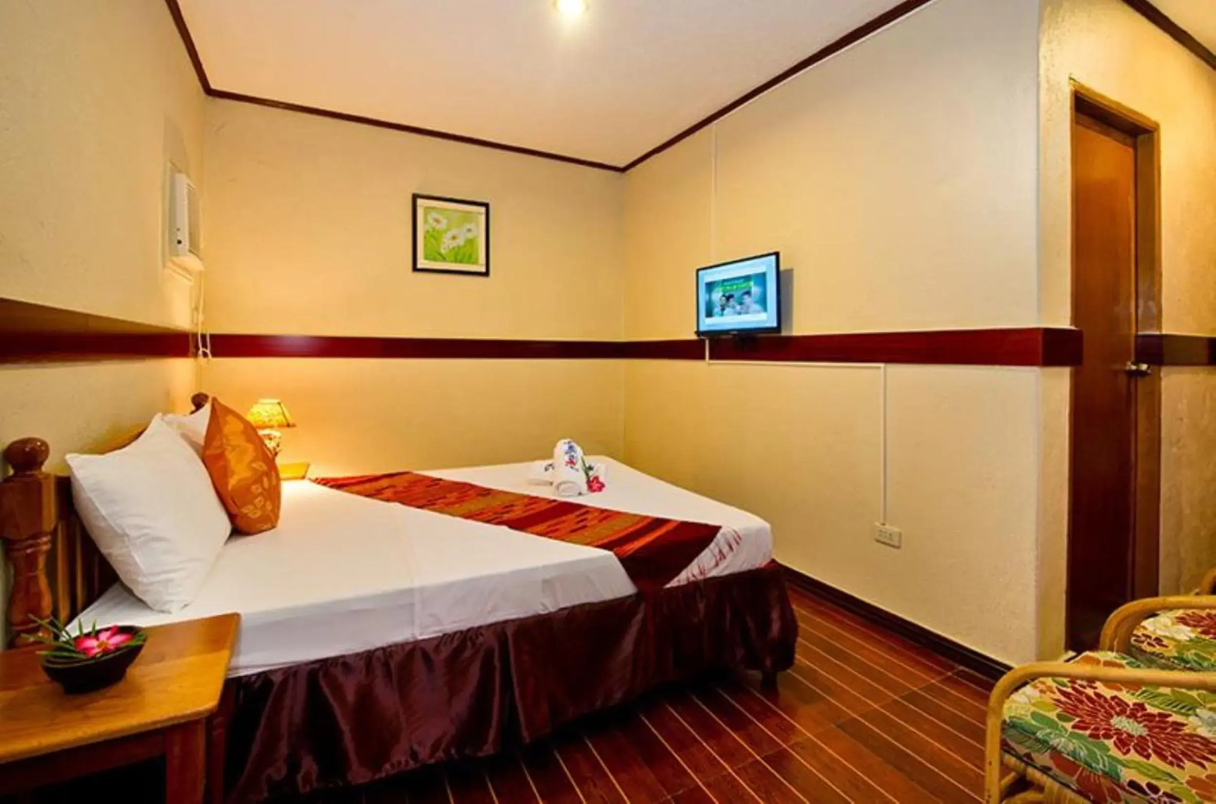 Deluxe Queen Room in Floral Villarosa Deluxe Queen Room in Floral Villarosa