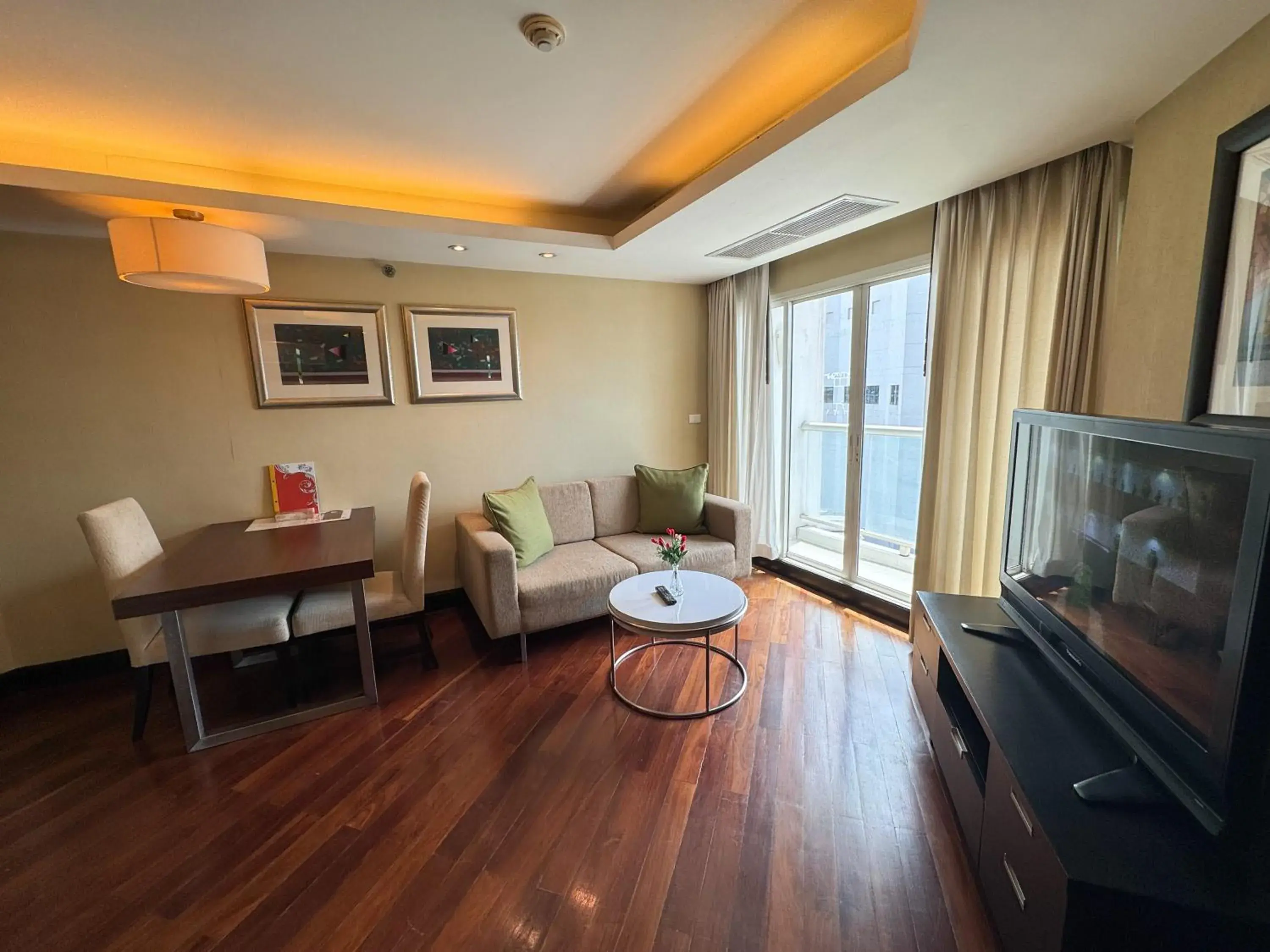 Studio with Balcony in The Narathiwas Hotel & Residence Sathorn Bangkok Studio with Balcony in The Narathiwas Hotel & Residence Sathorn Bangkok