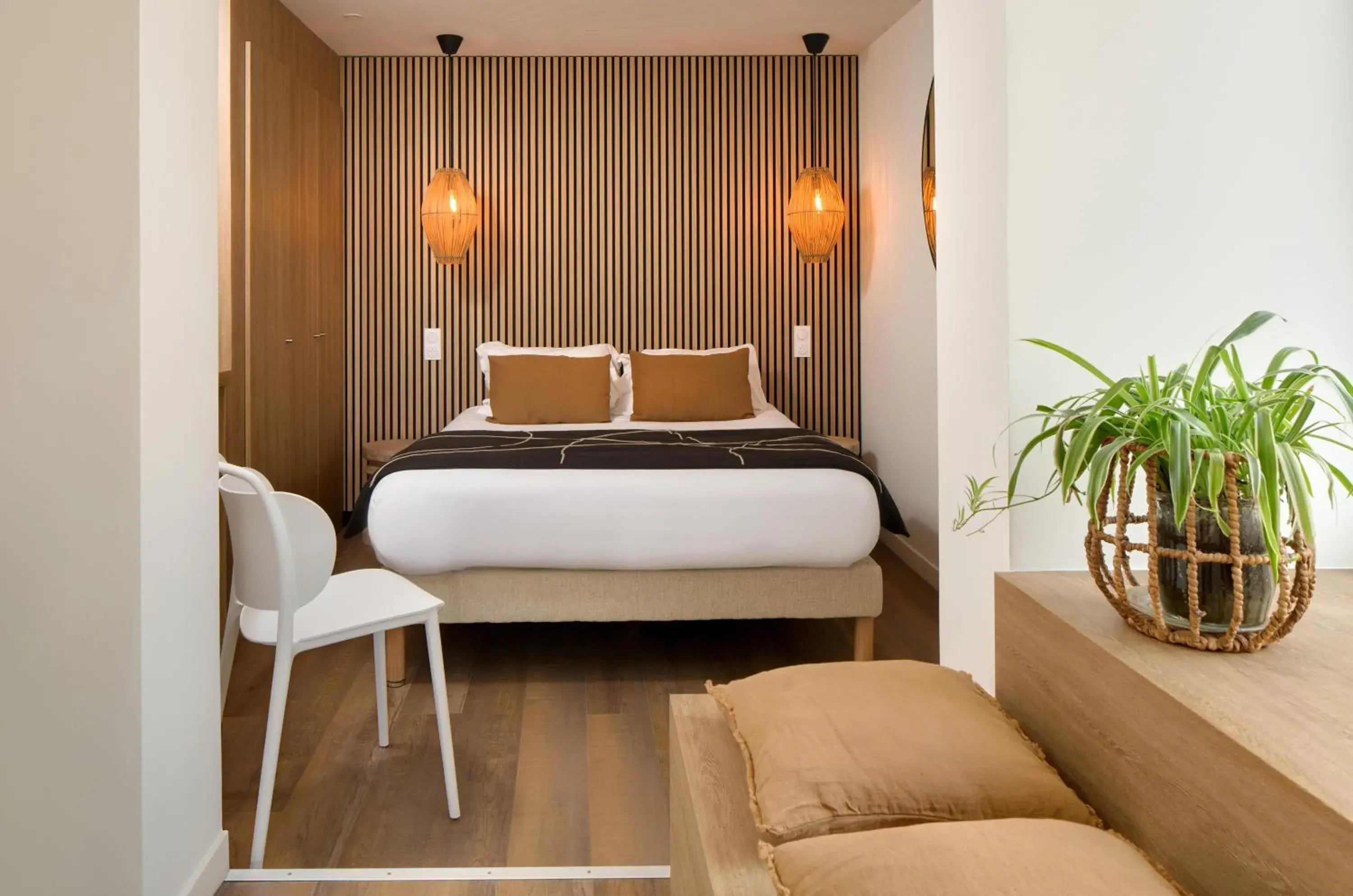 Junior Suite with Pool View in Hôtel & Spa Les Mouettes Junior Suite with Pool View in Hôtel & Spa Les Mouettes