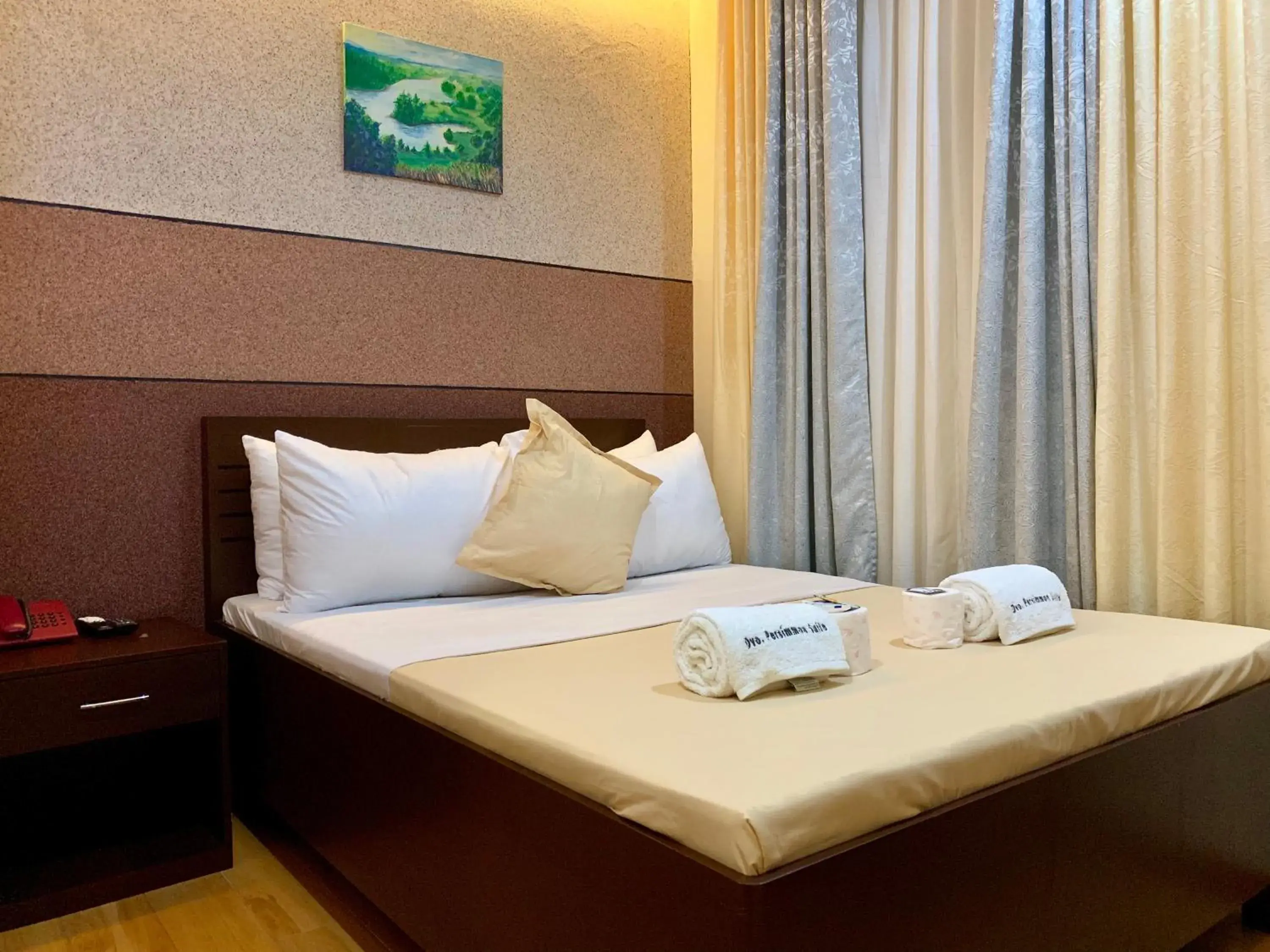 Superior Double Room in Davao Persimmon Suites Superior Double Room in Davao Persimmon Suites
