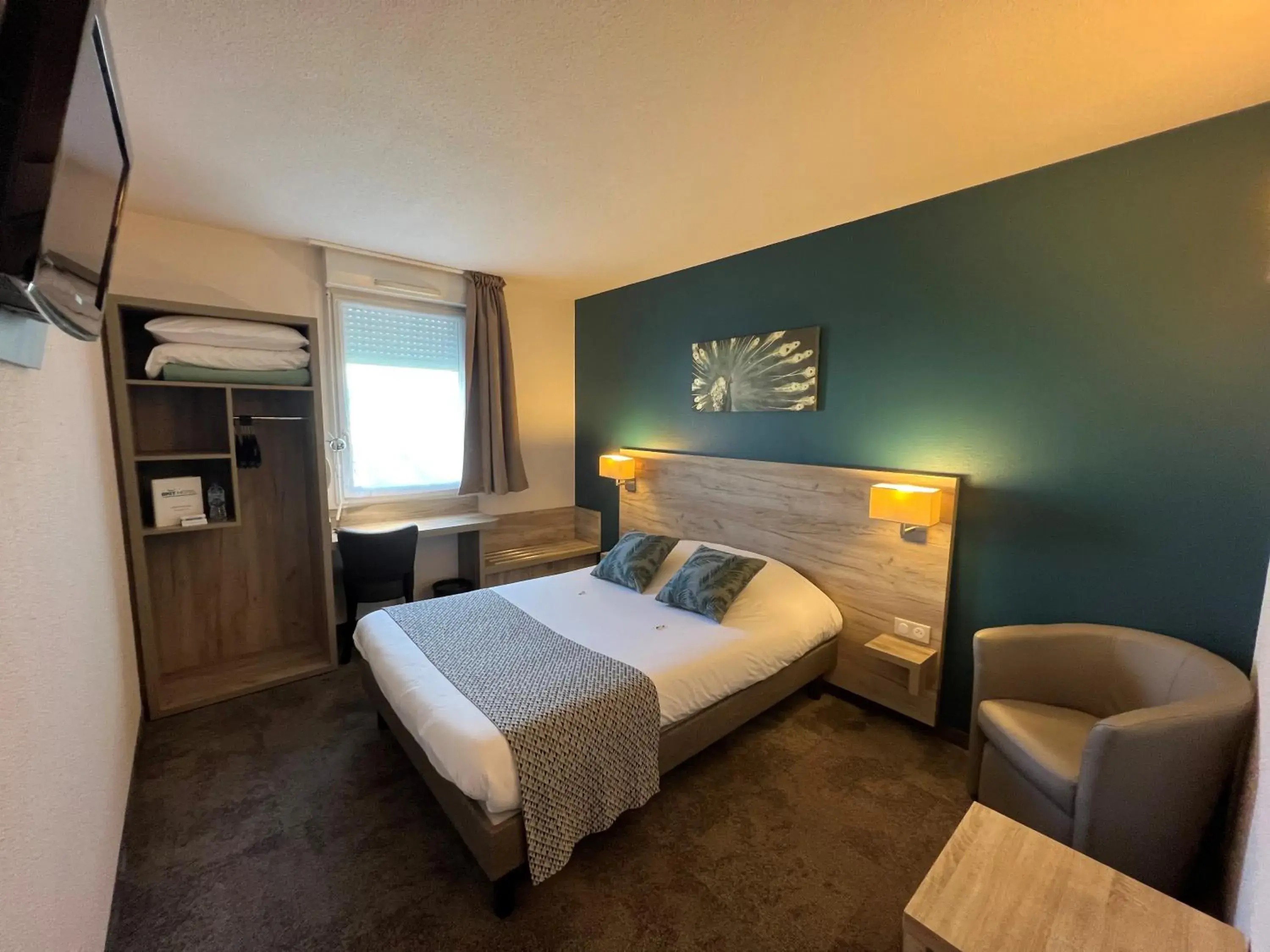 Superior Double Room in Brit Hotel Saumur Superior Double Room in Brit Hotel Saumur