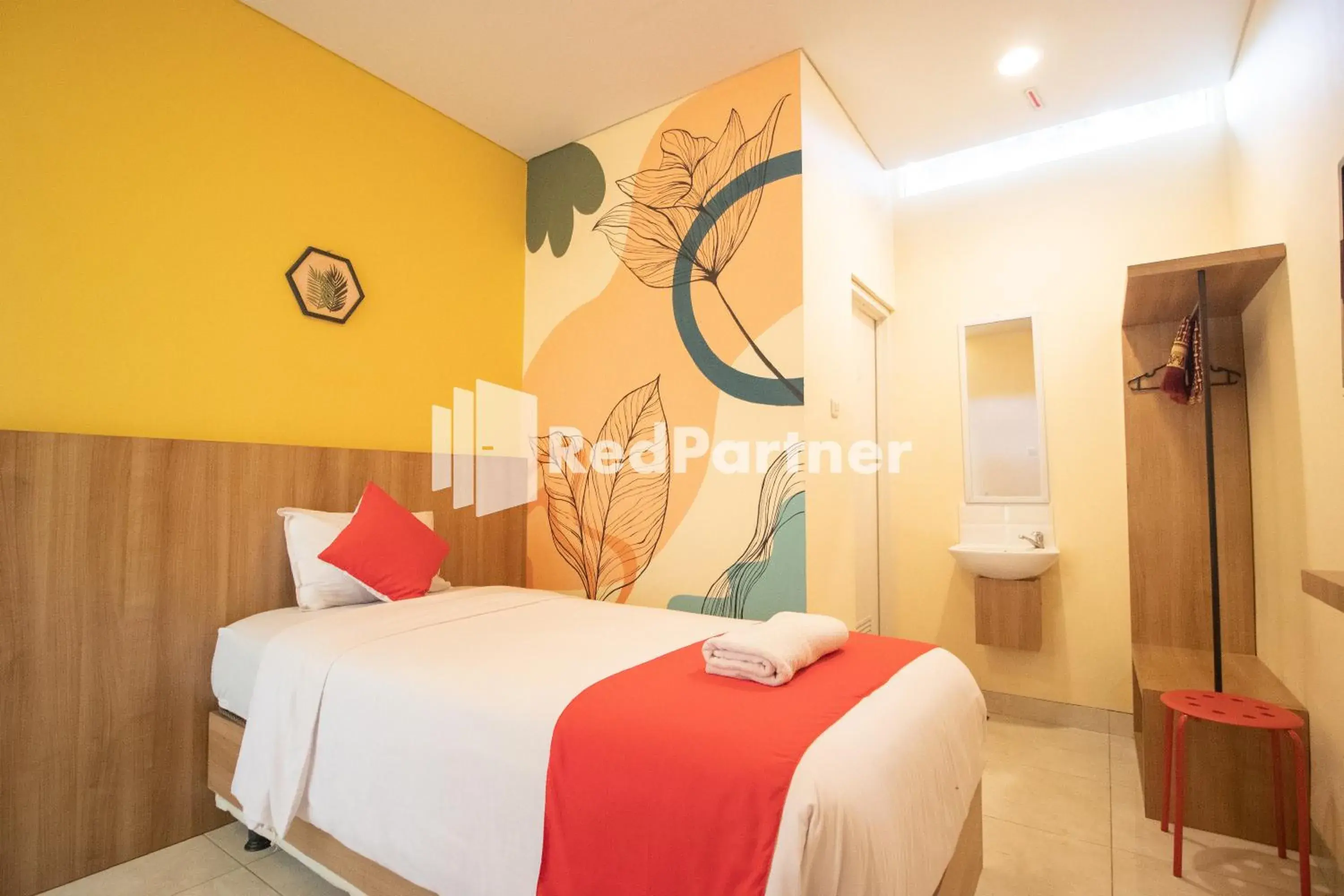 Standard Single Room in Griya Damai Syariah Yogyakarta Mitra RedDoorz Standard Single Room in Griya Damai Syariah Yogyakarta Mitra RedDoorz