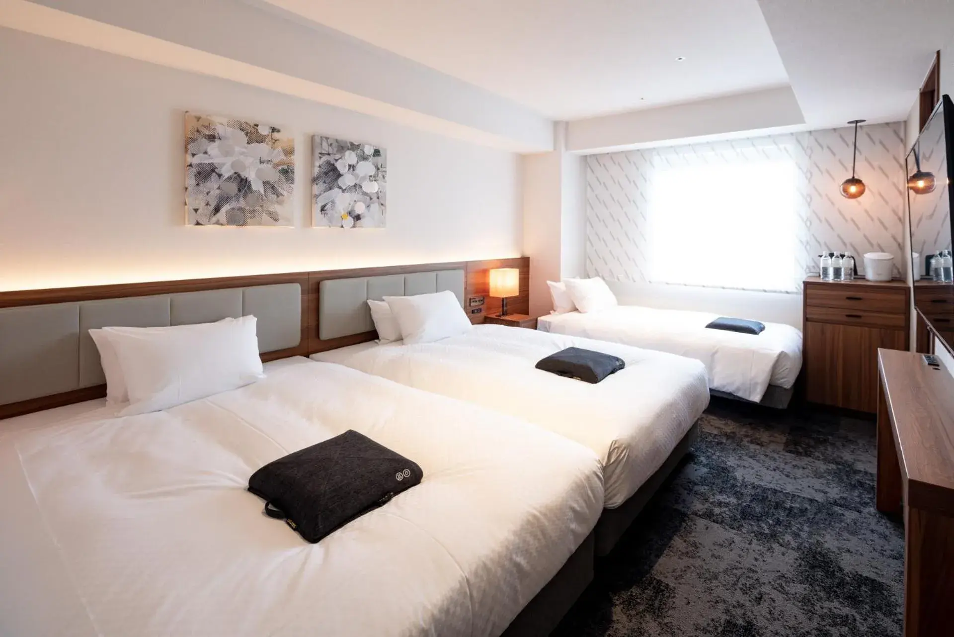 Deluxe Twin Room with Two Double Beds and Sofa Bed(3 Adult) - Non-Smoking in HOTEL FORZA HAKATAEKI CHIKUSHIGUCHI Ⅱ Deluxe Twin Room with Two Double Beds and Sofa Bed(3 Adult) - Non-Smoking in HOTEL FORZA HAKATAEKI CHIKUSHIGUCHI Ⅱ