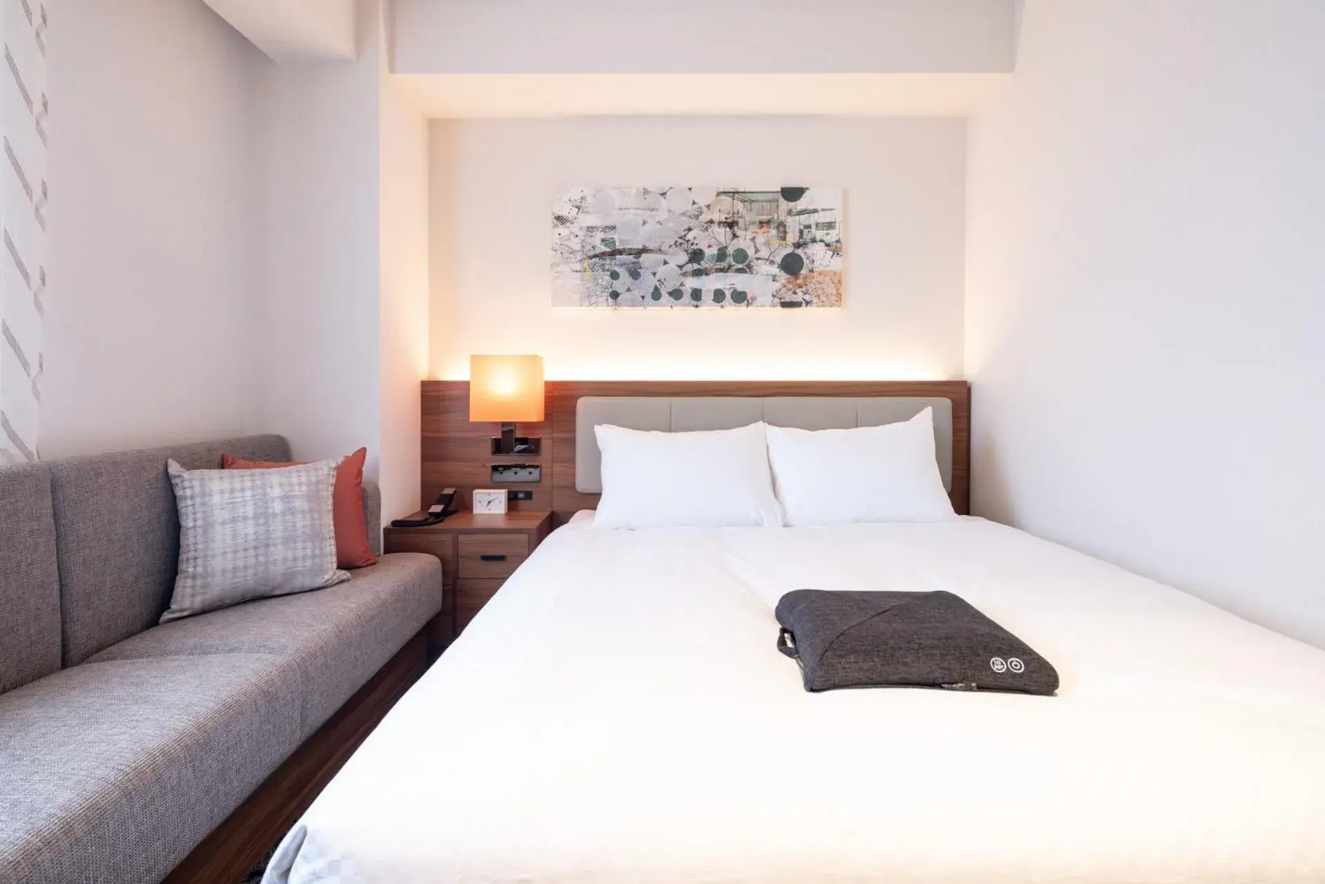 Double Room(1 Adult) - single occupancy - Non-Smoking in HOTEL FORZA HAKATAEKI CHIKUSHIGUCHI Ⅱ Double Room(1 Adult) - single occupancy - Non-Smoking in HOTEL FORZA HAKATAEKI CHIKUSHIGUCHI Ⅱ