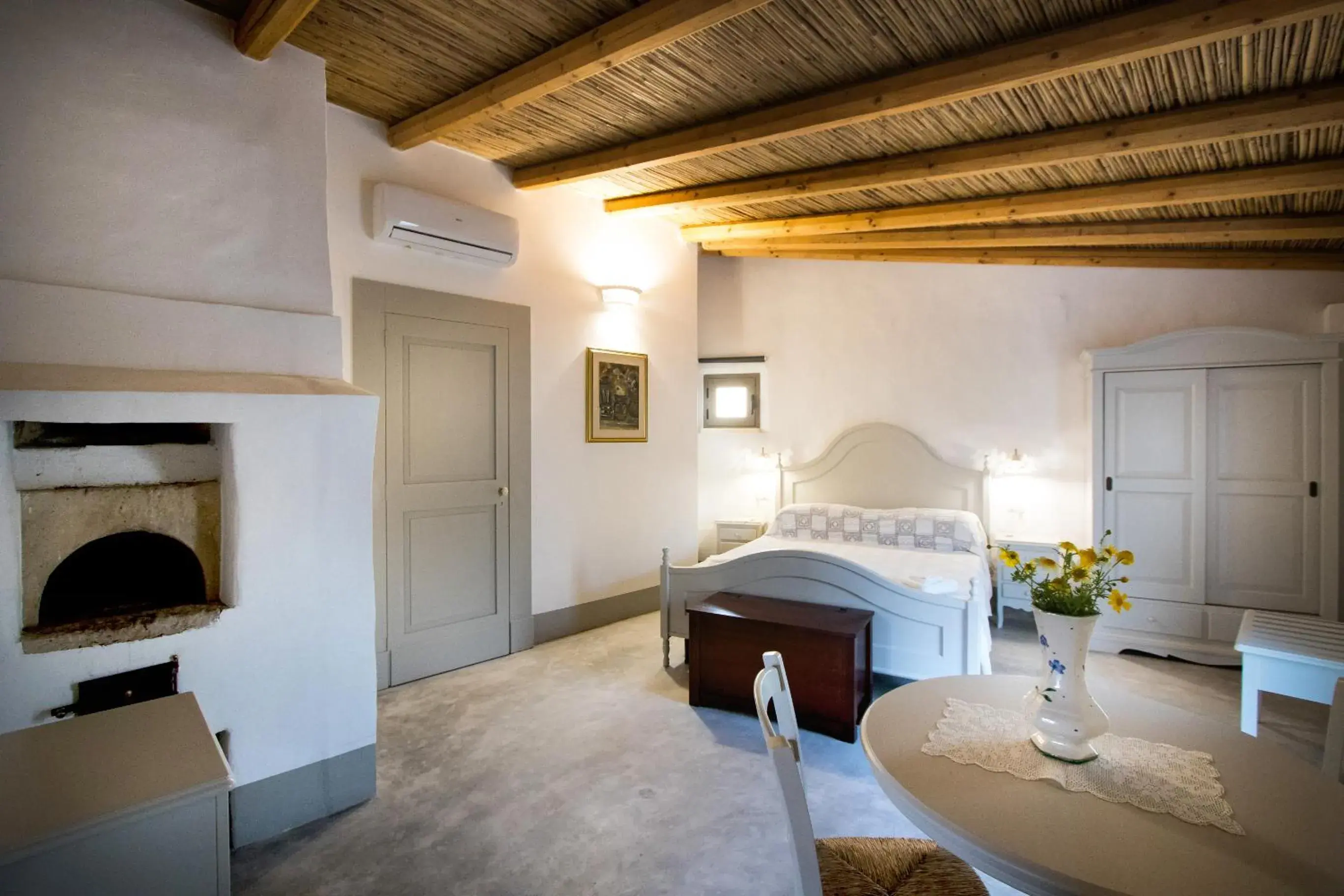 Double Room with Terrace in Le Finestre Su Porta Carrese - Luxury Rooms Double Room with Terrace in Le Finestre Su Porta Carrese - Luxury Rooms