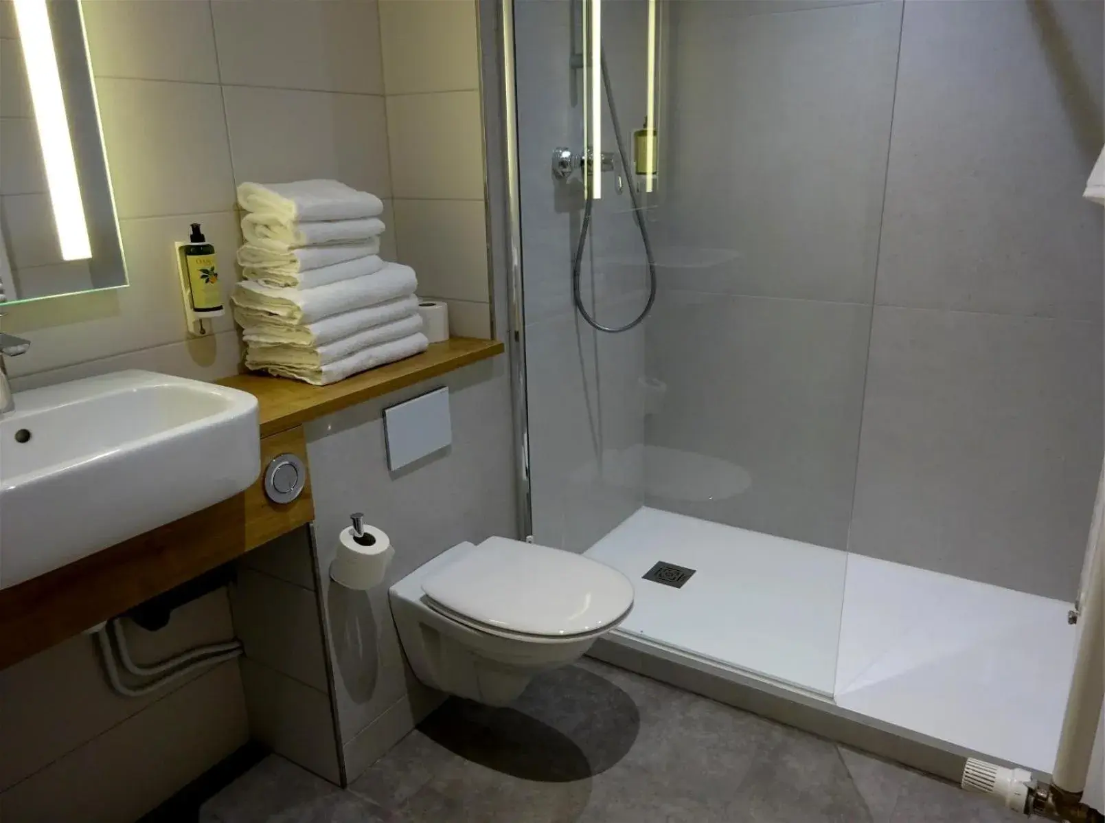 Junior Suite in Hôtel la Capelle Millau Junior Suite in Hôtel la Capelle Millau