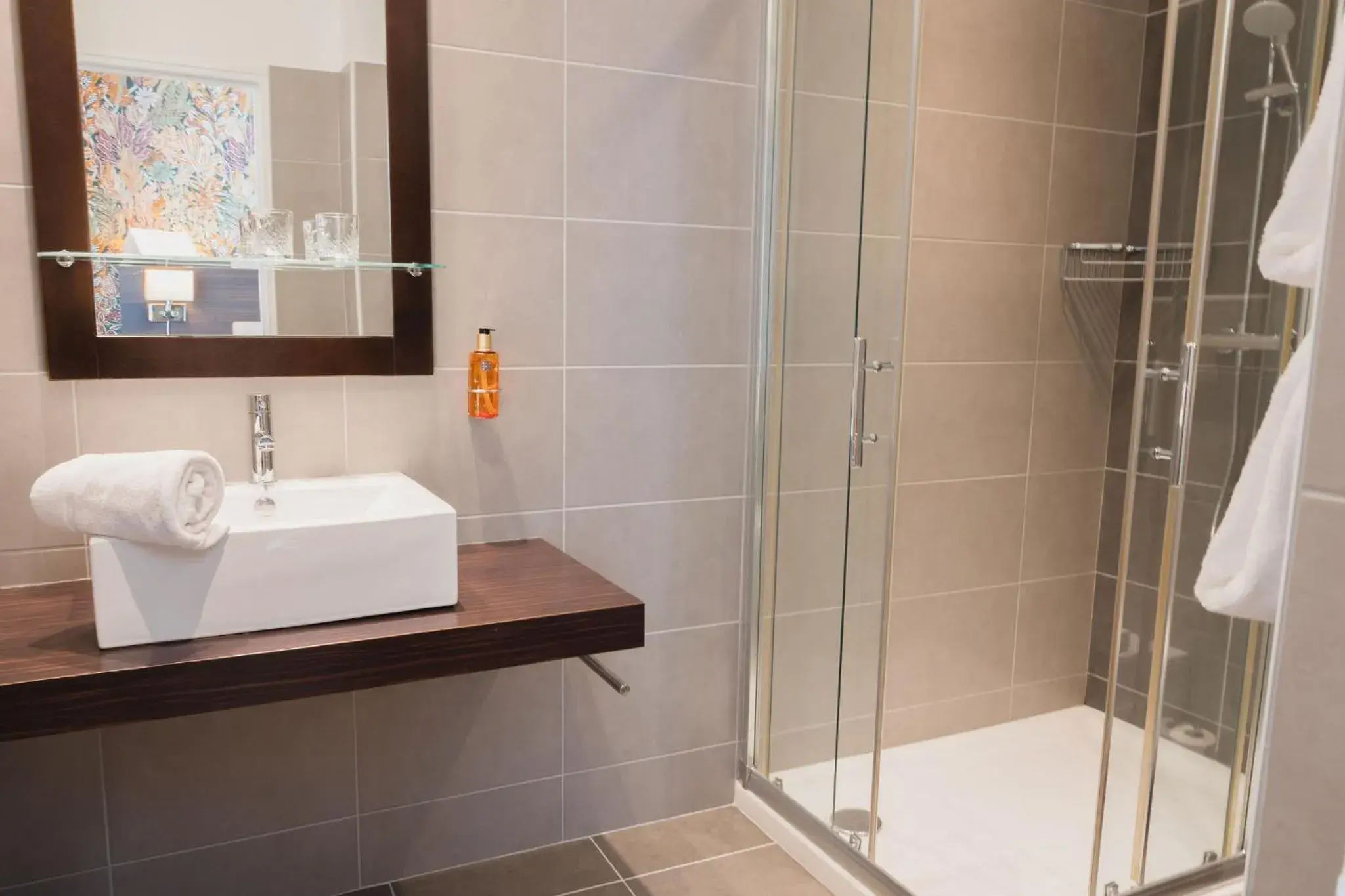 Superior Double Room in Best Western Hôtel De France Superior Double Room in Best Western Hôtel De France