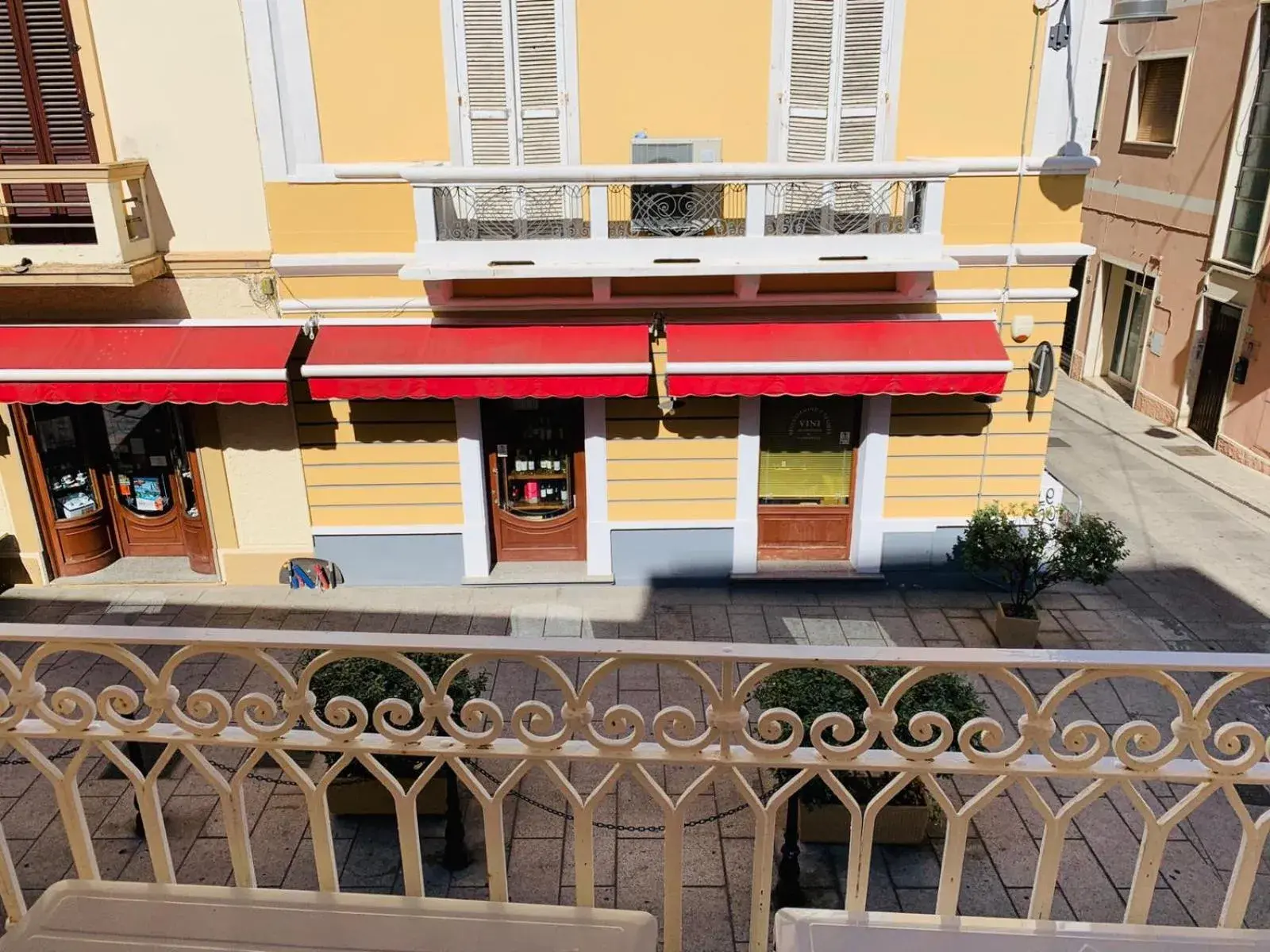 Small Double Room in Domus Regia Small Double Room in Domus Regia