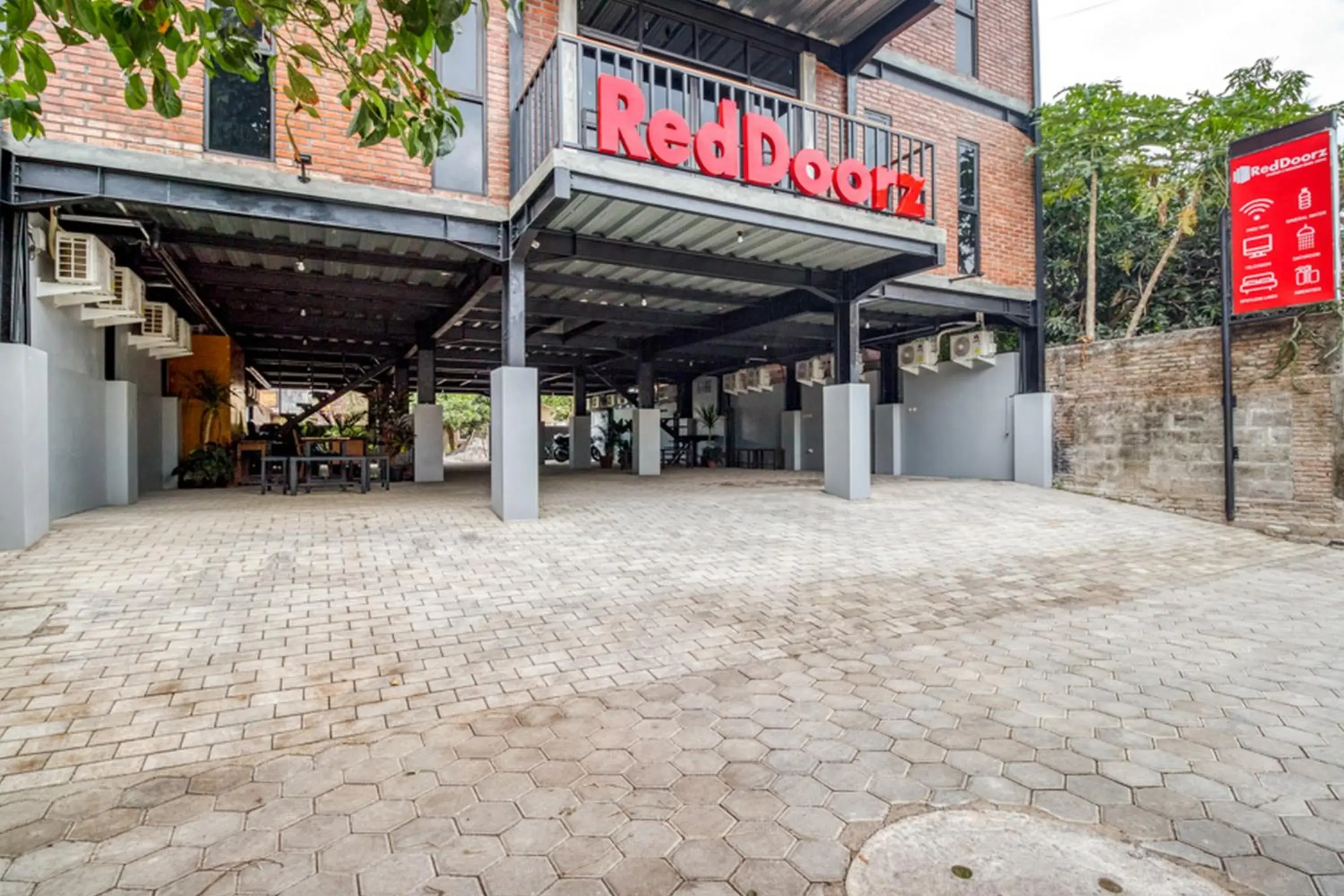 RedDoorz Syariah @ Babadan Baru Jakal RedDoorz Syariah @ Babadan Baru Jakal