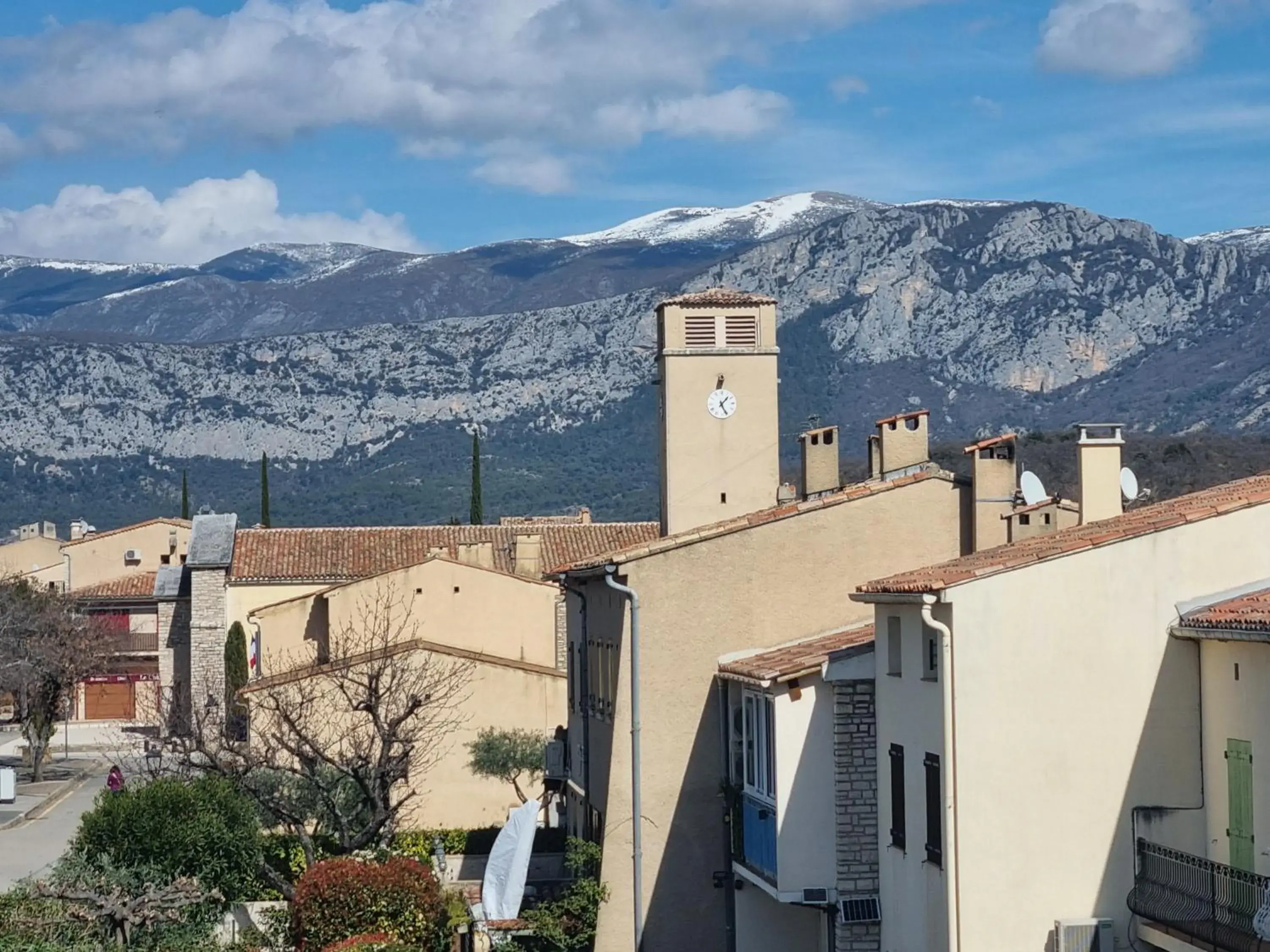 Double Room with Village View in Auberge des Salles Double Room with Village View in Auberge des Salles