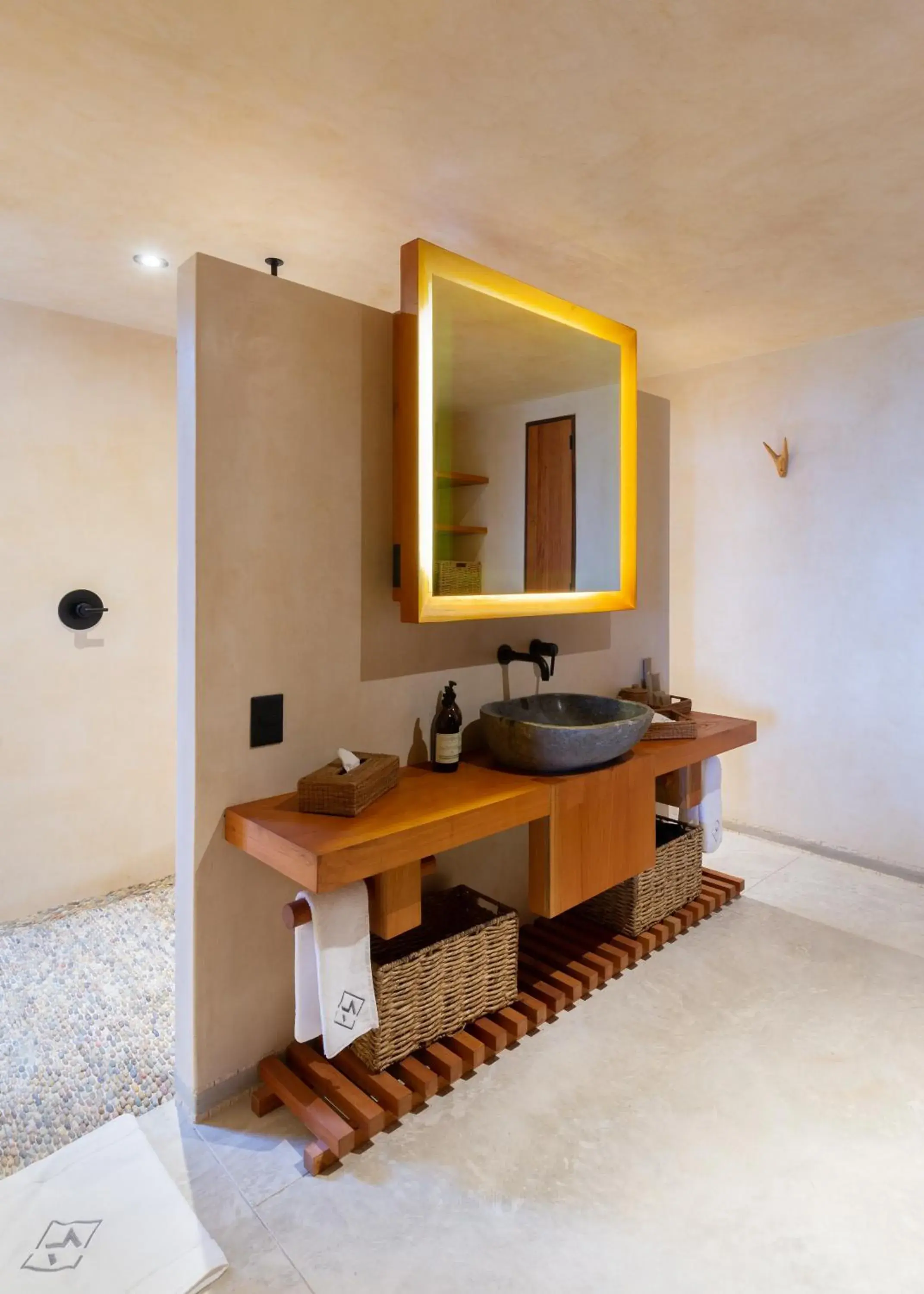 Ground floor Jungle View Suite in Hotel Ma'xanab Tulum Ground floor Jungle View Suite in Hotel Ma'xanab Tulum