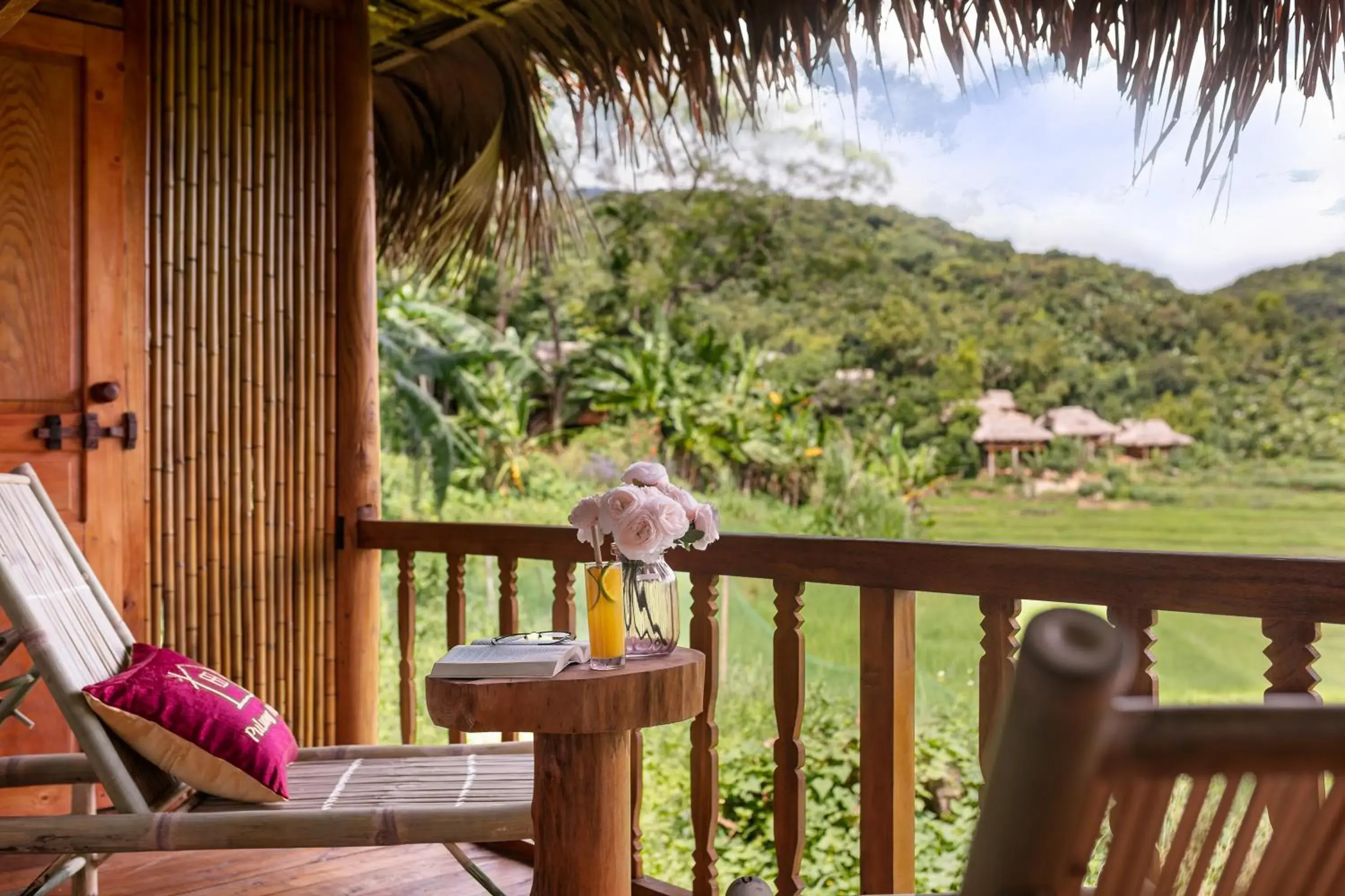 Deluxe Double or Twin Room with Mountain View in Pu Luong Natura Deluxe Double or Twin Room with Mountain View in Pu Luong Natura