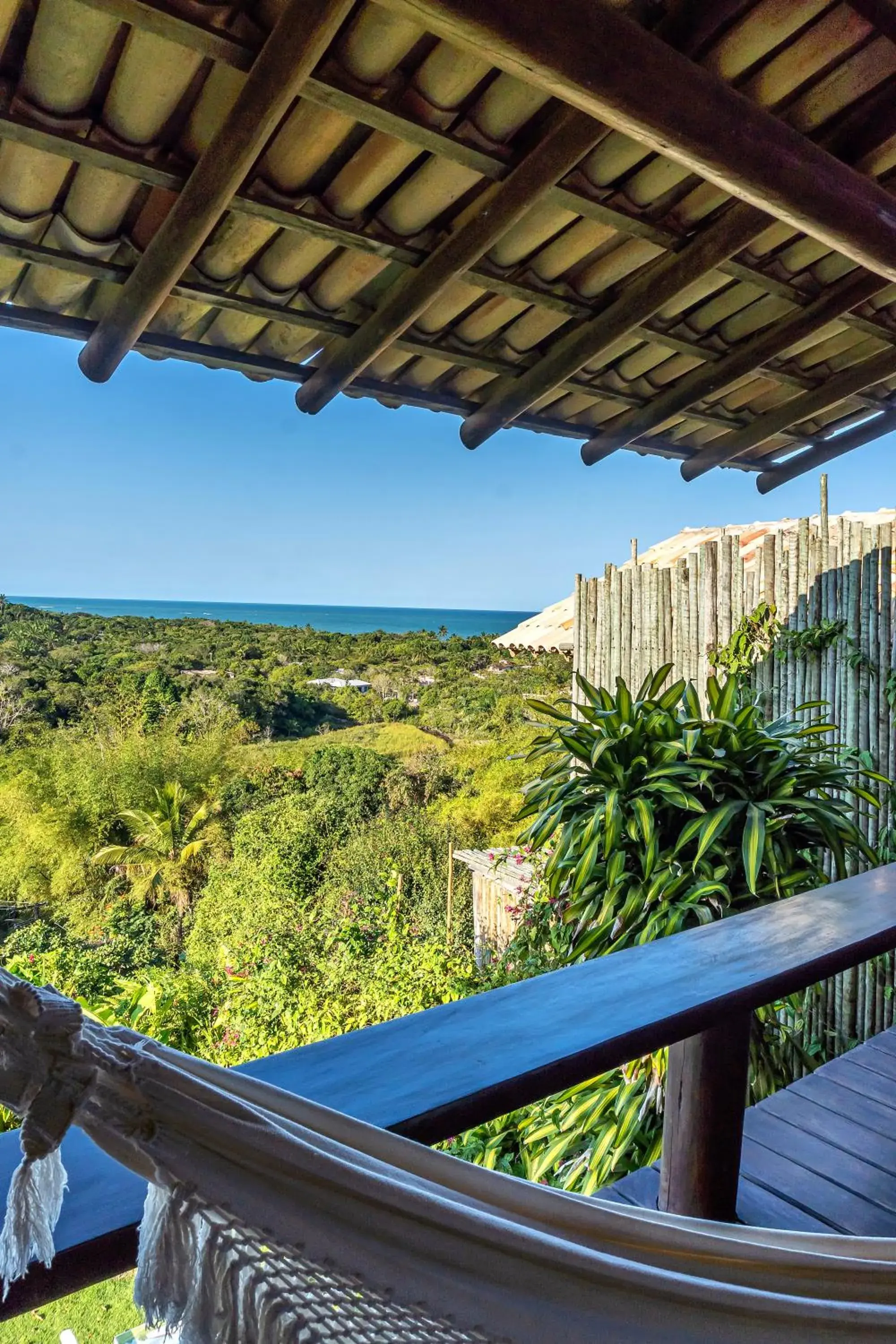 Deluxe Triple Room with Sea View in Pousada Mar à Vista Deluxe Triple Room with Sea View in Pousada Mar à Vista