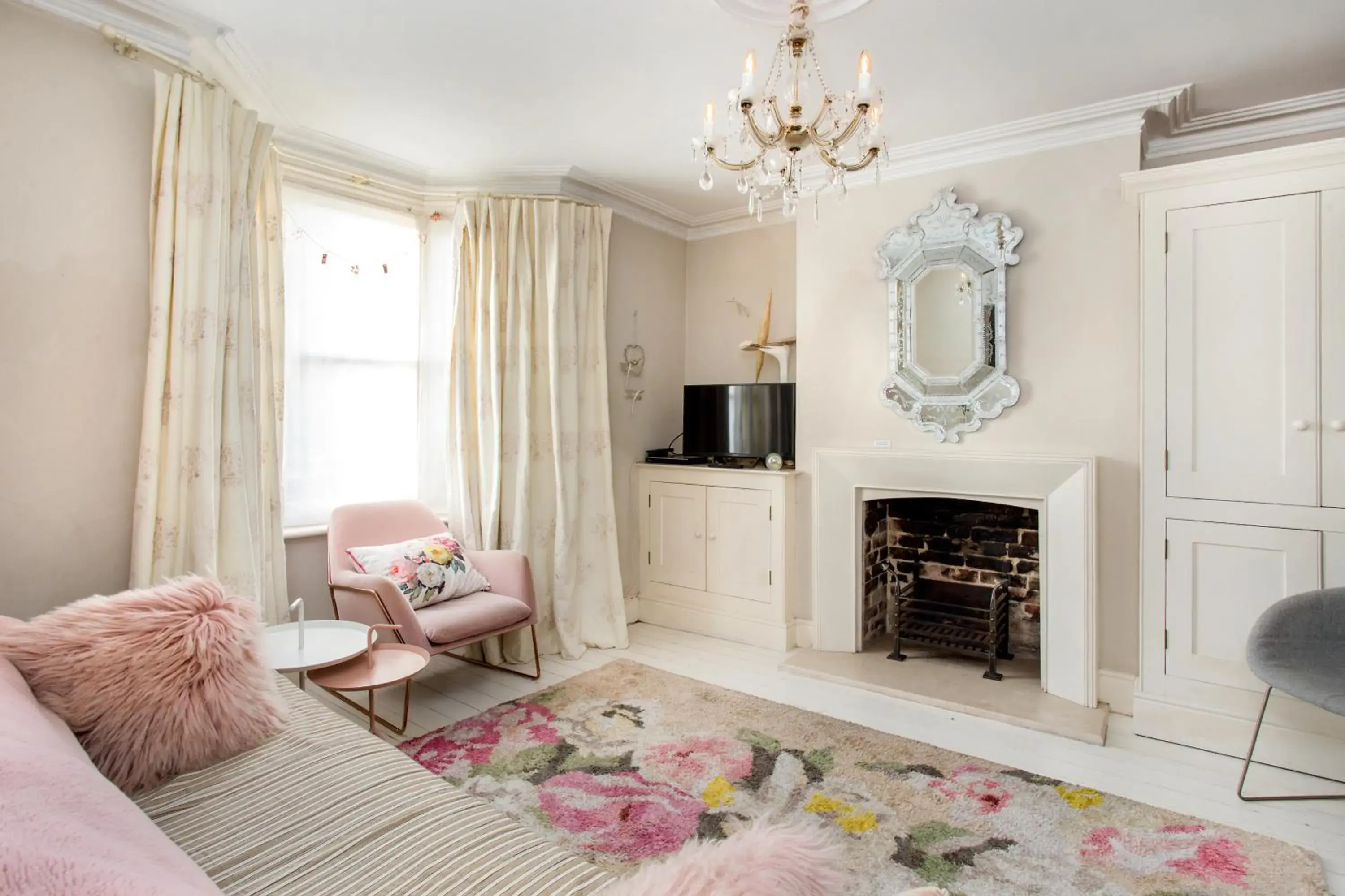 Designer's Town House Designer's Town House