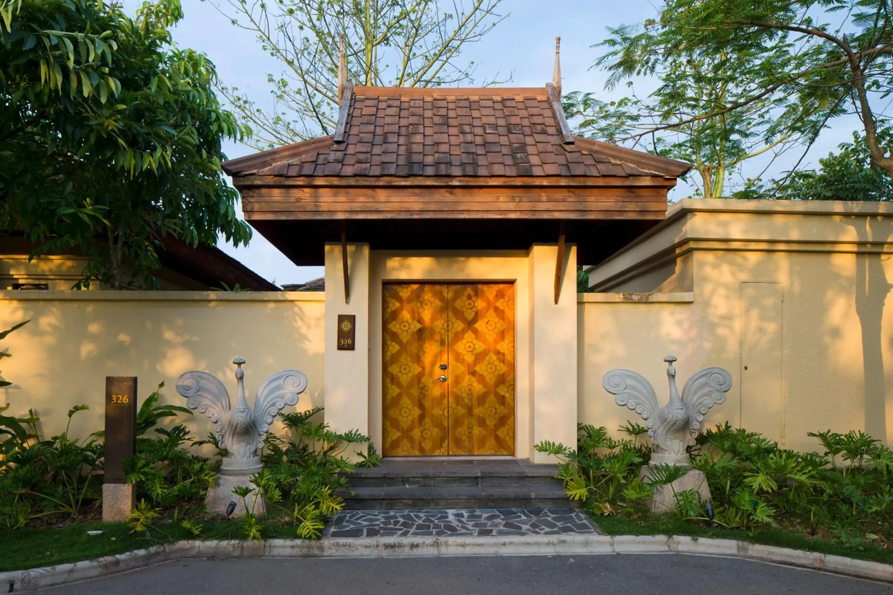 Villa with Private Pool in Anantara Xishuangbanna Resort Villa with Private Pool in Anantara Xishuangbanna Resort