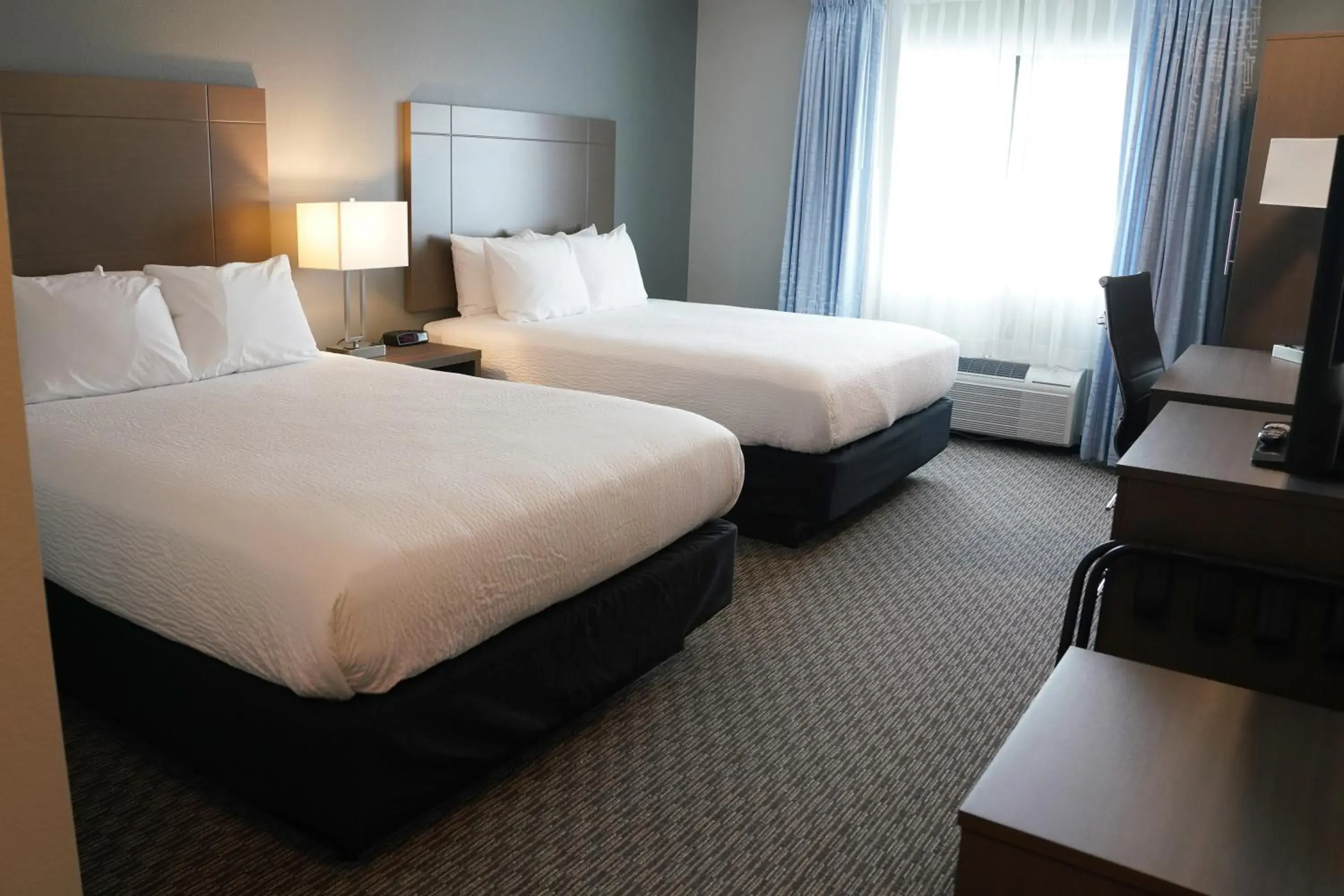 Double Room in Brookstone Inn & Suites Double Room in Brookstone Inn & Suites