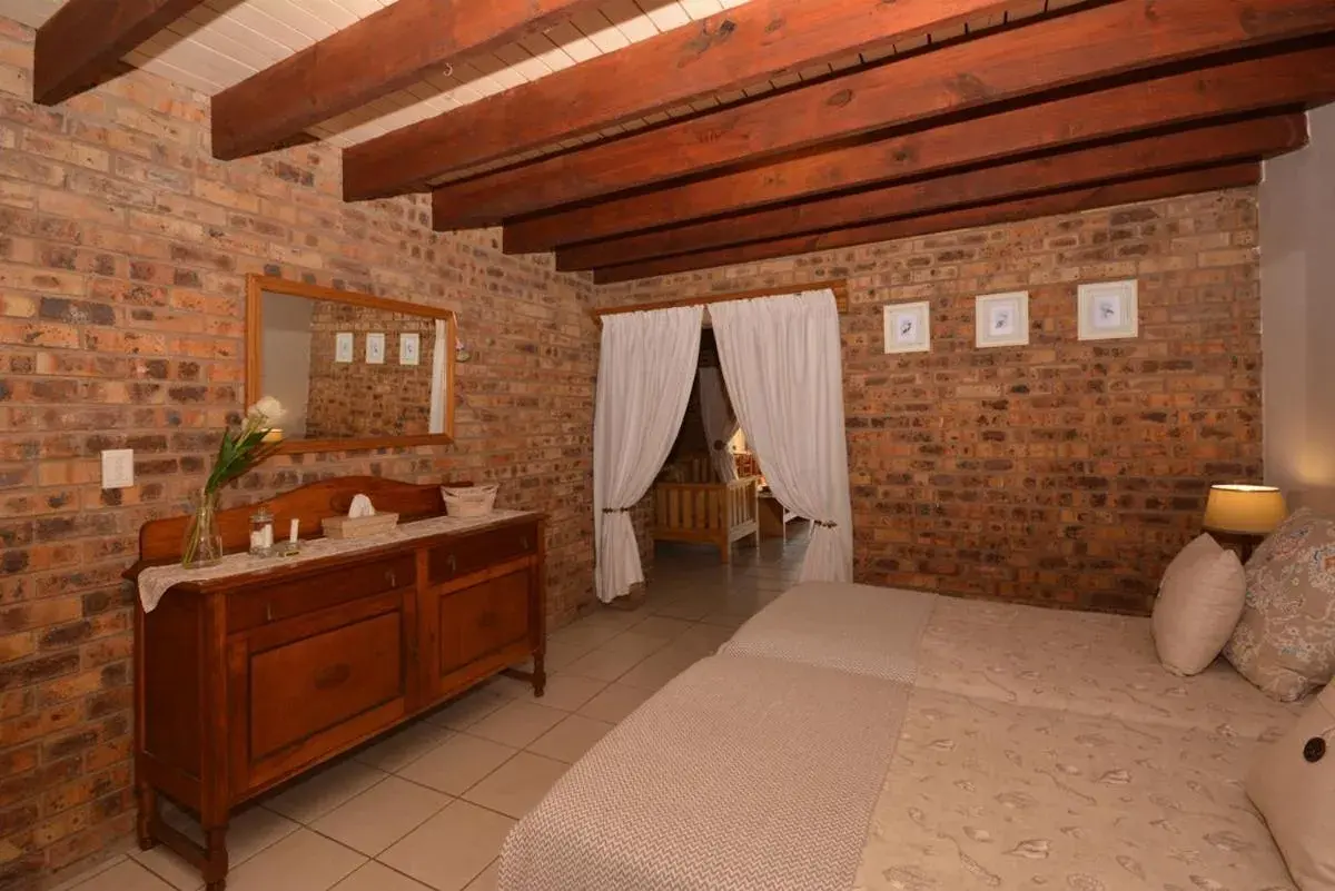 Double Room with Garden View in IRONWOOD LODGE Double Room with Garden View in IRONWOOD LODGE