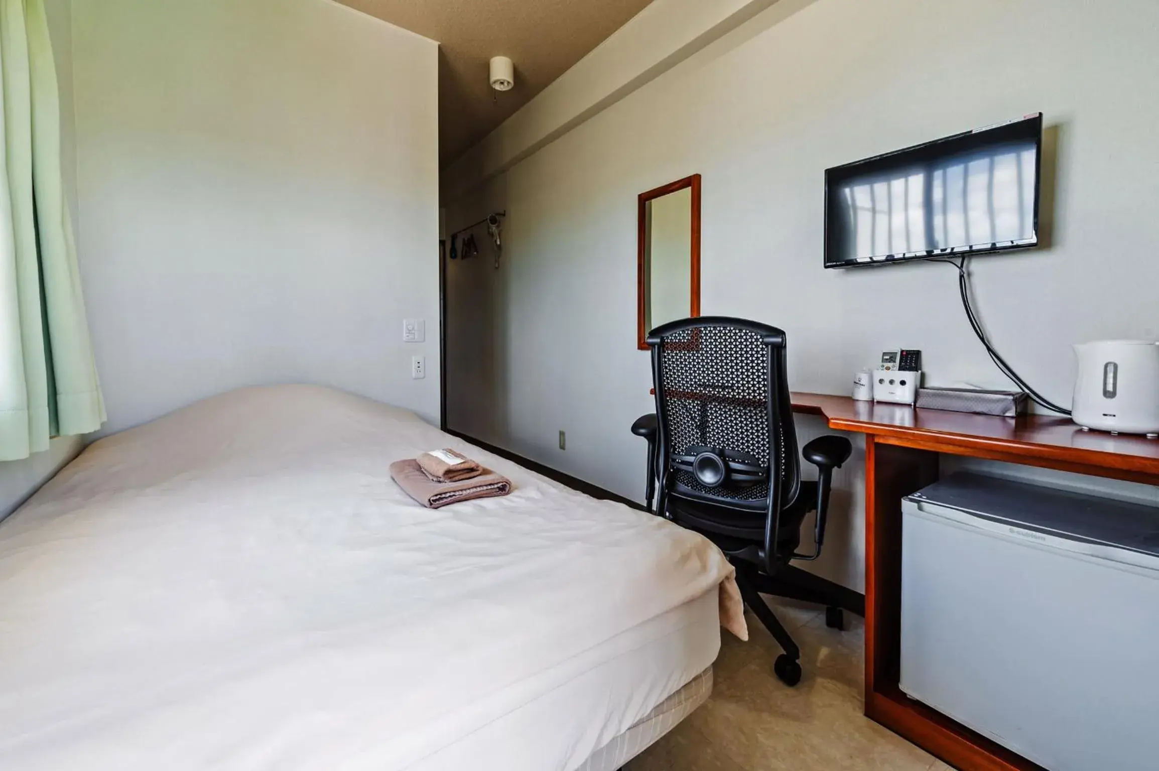 Single(Non somokimg) - single occupancy in Hotel Sunset American Single(Non somokimg) - single occupancy in Hotel Sunset American