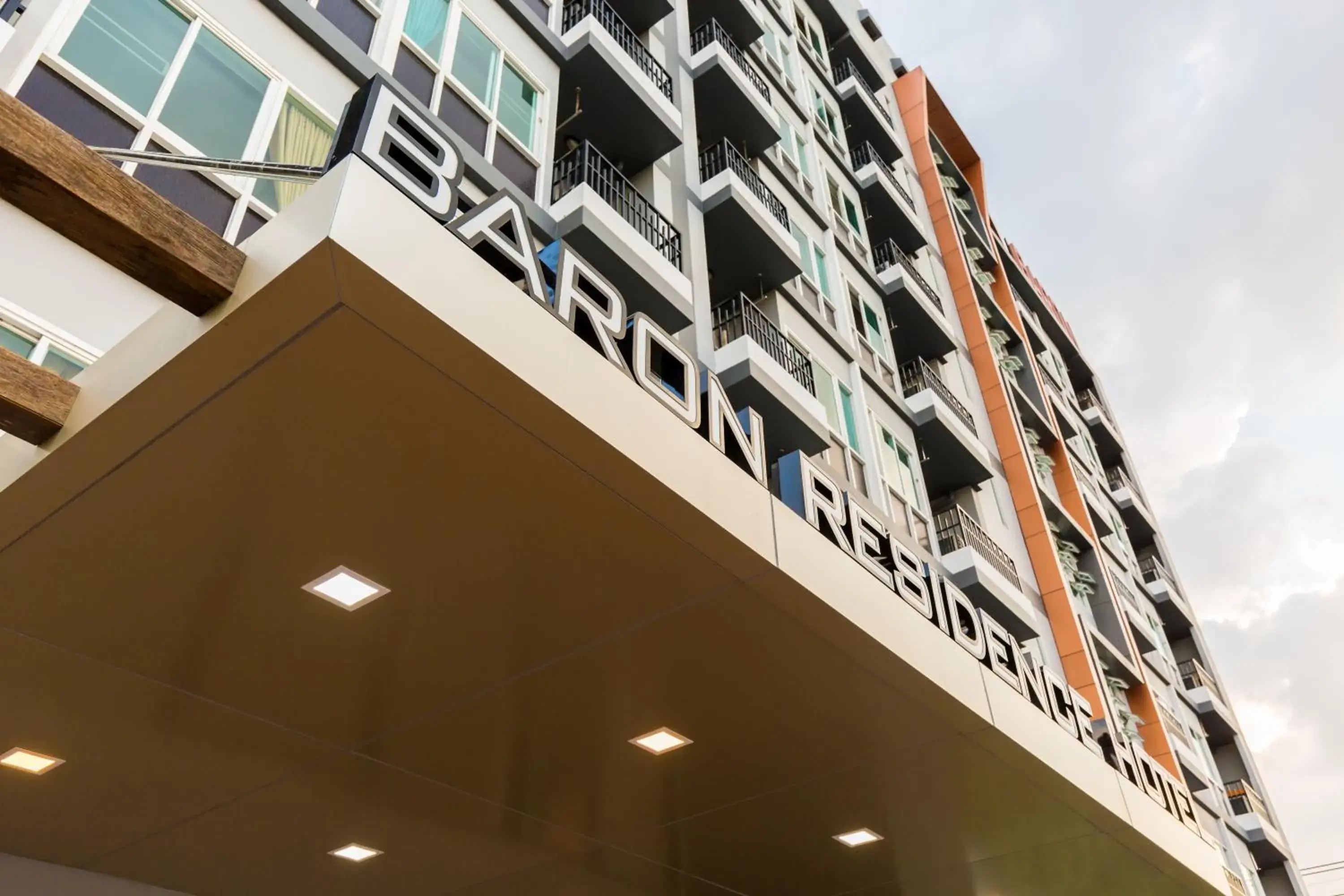 Baron Residence Bangkok Baron Residence Bangkok