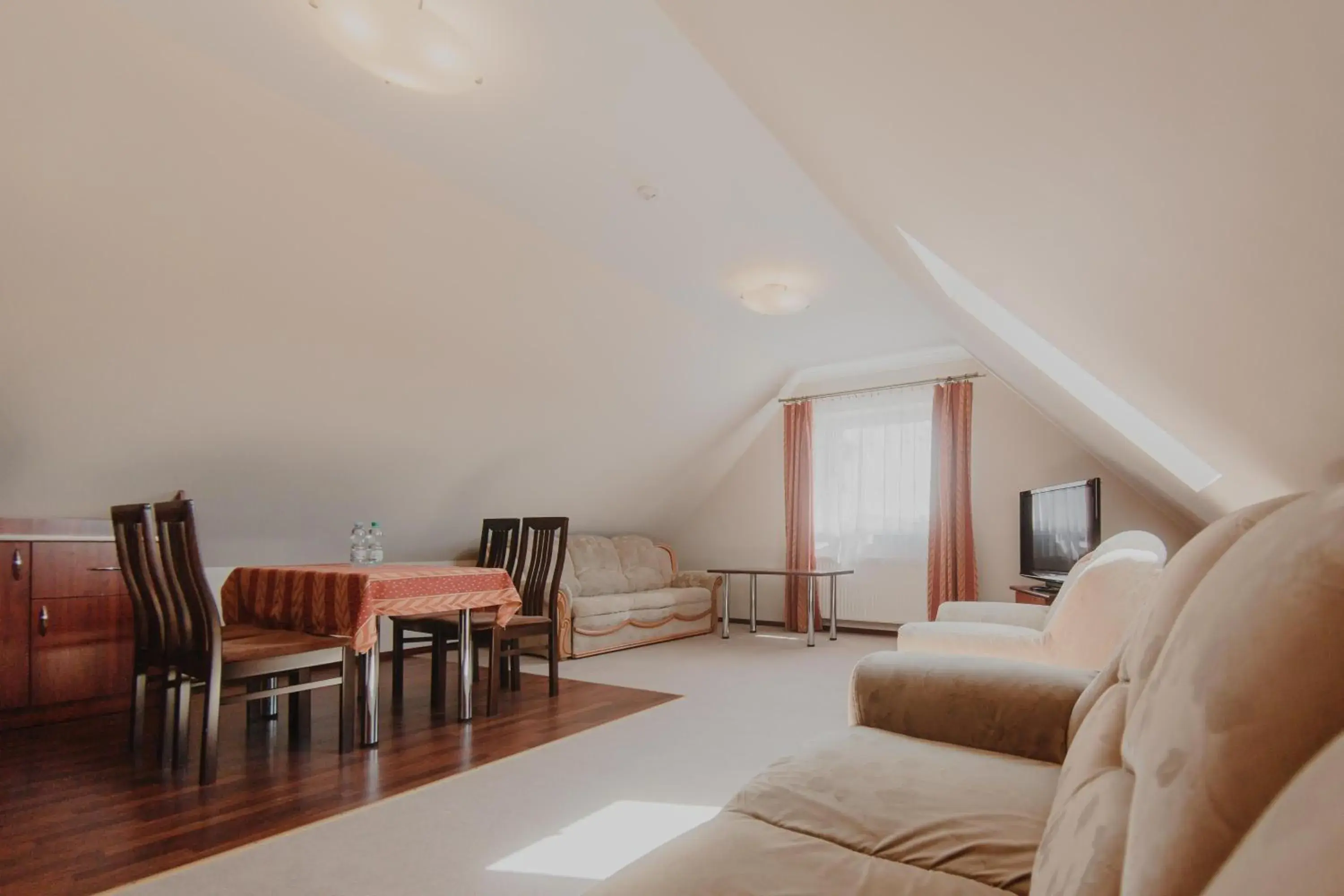 Suite in Hotel Cesarski - Kaiserhof Suite in Hotel Cesarski - Kaiserhof