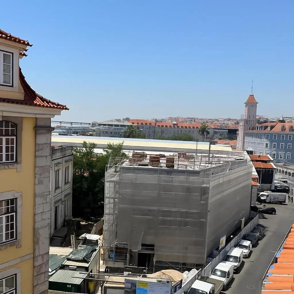 Apartment with City View - 4th floor no elevator in Azulejos Cais Sodré B&B Apartment with City View - 4th floor no elevator in Azulejos Cais Sodré B&B