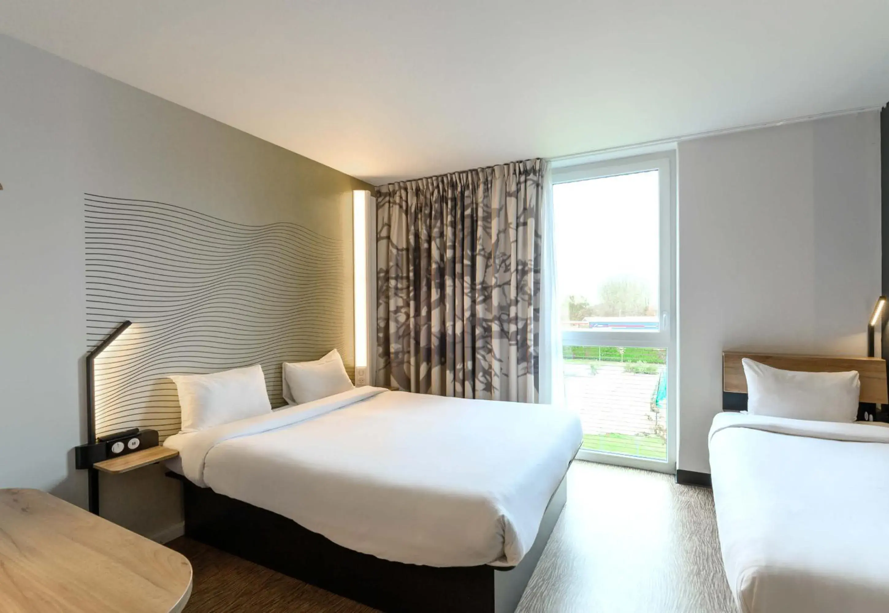 Triple Room in B&B HOTEL Compiègne Triple Room in B&B HOTEL Compiègne