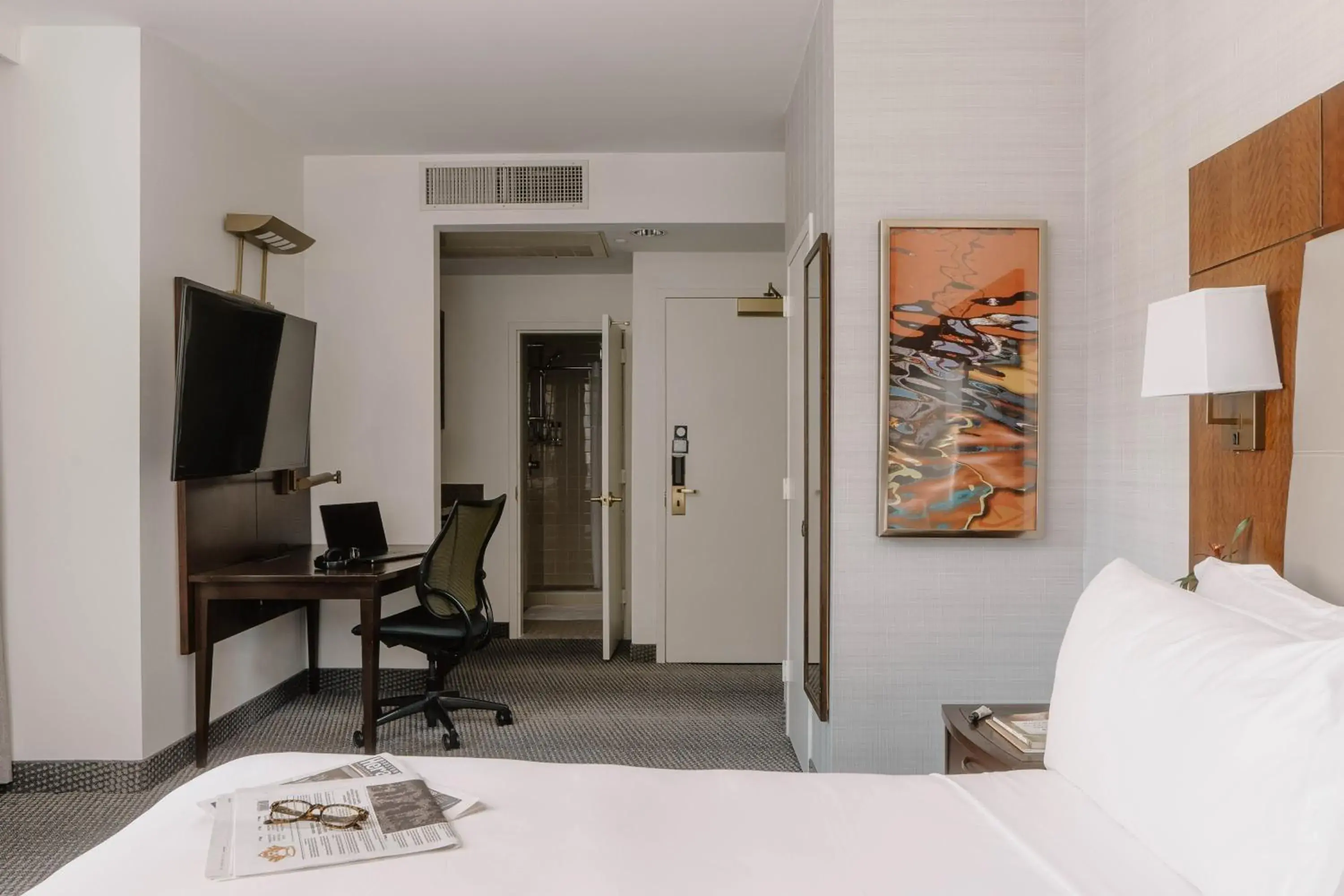 Superior Queen Room in Club Quarters Hotel Faneuil Hall, Boston Superior Queen Room in Club Quarters Hotel Faneuil Hall, Boston