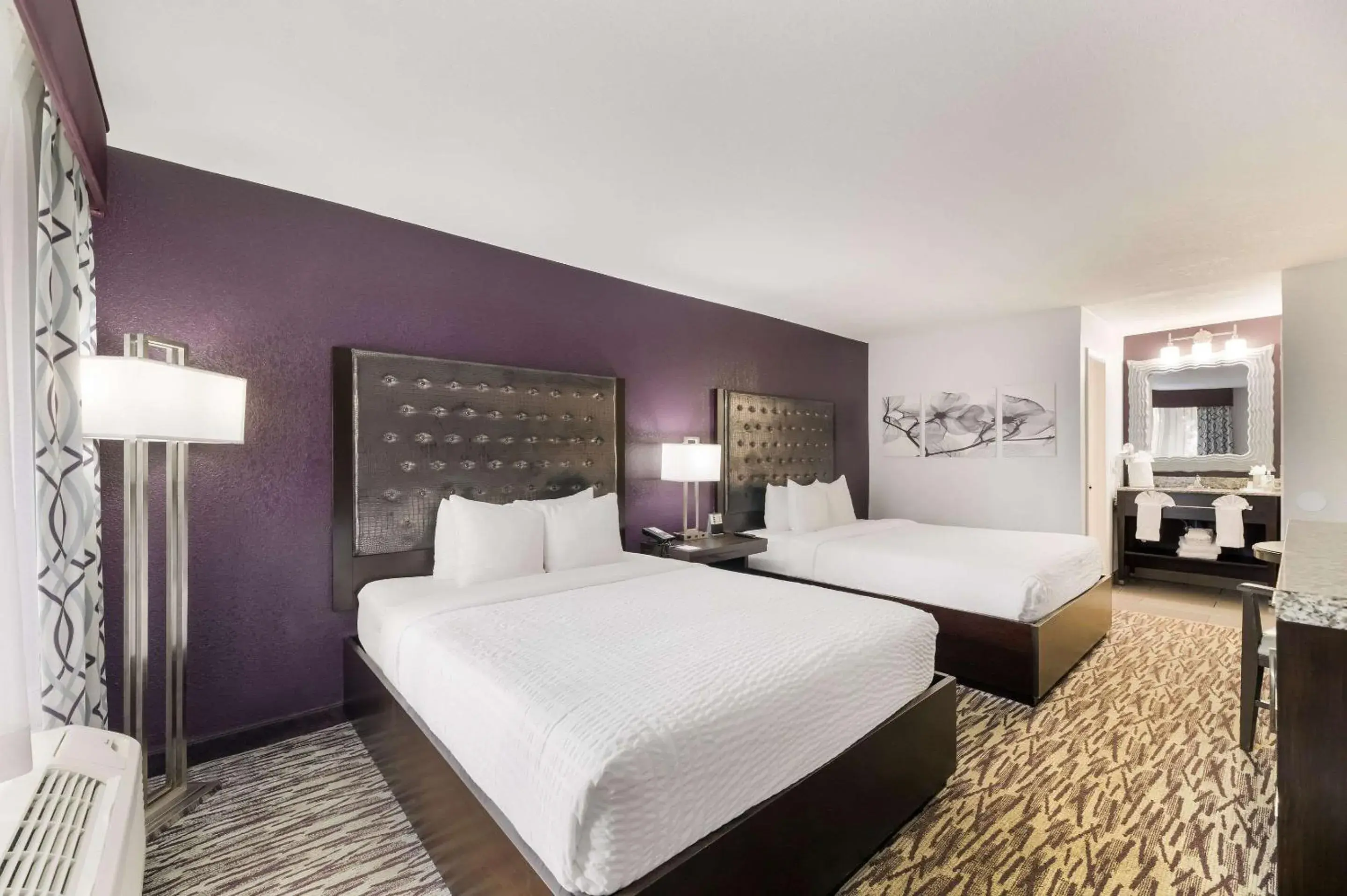 Queen Room with Two Queen Beds (No Resort Fee) in Clarion Inn & Suites Across From Universal Orlando Resort Queen Room with Two Queen Beds (No Resort Fee) in Clarion Inn & Suites Across From Universal Orlando Resort