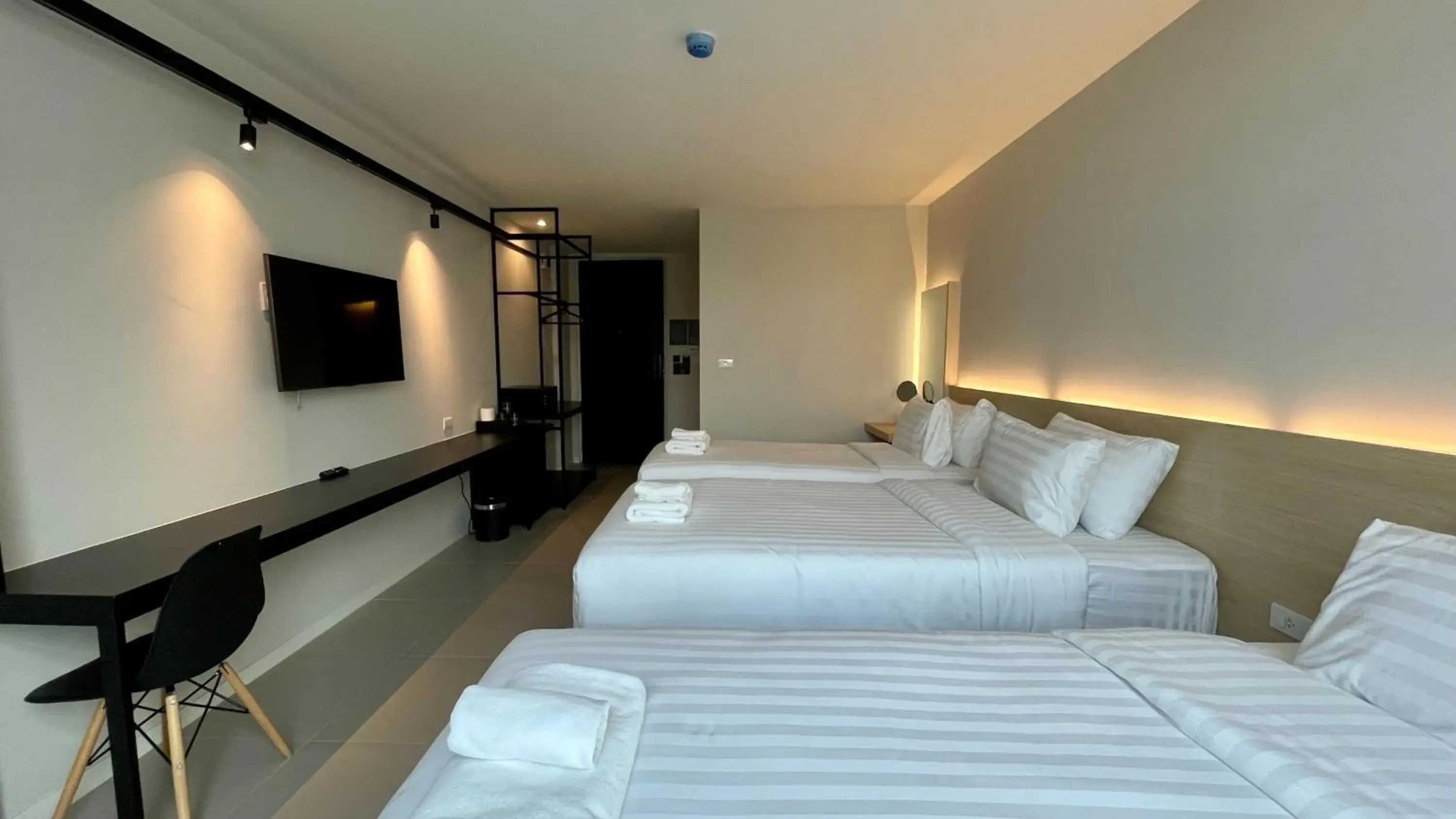 Connecting Room in BOOK Design Hotel Connecting Room in BOOK Design Hotel