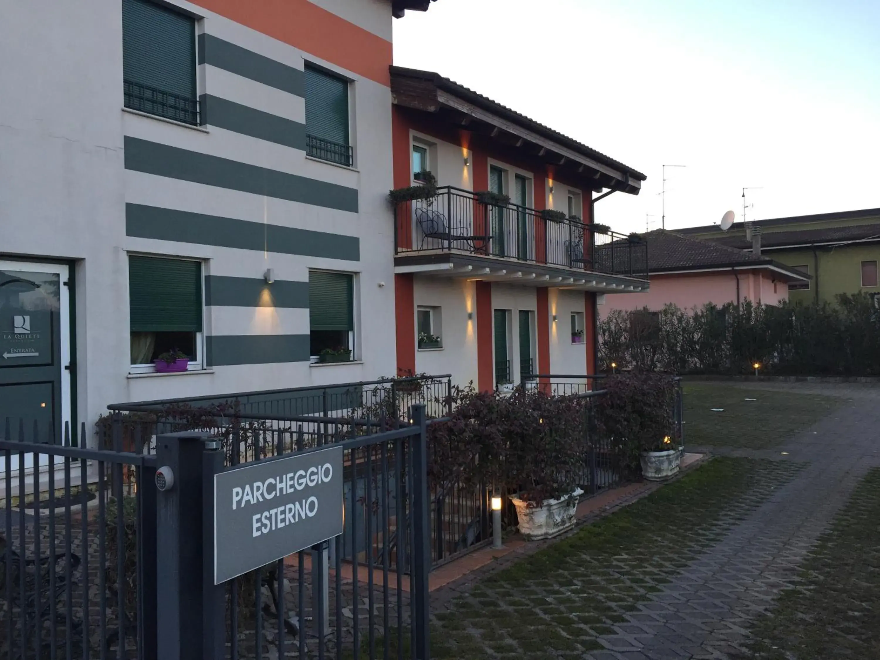 Property building in Albergo La Quiete Property building in Albergo La Quiete