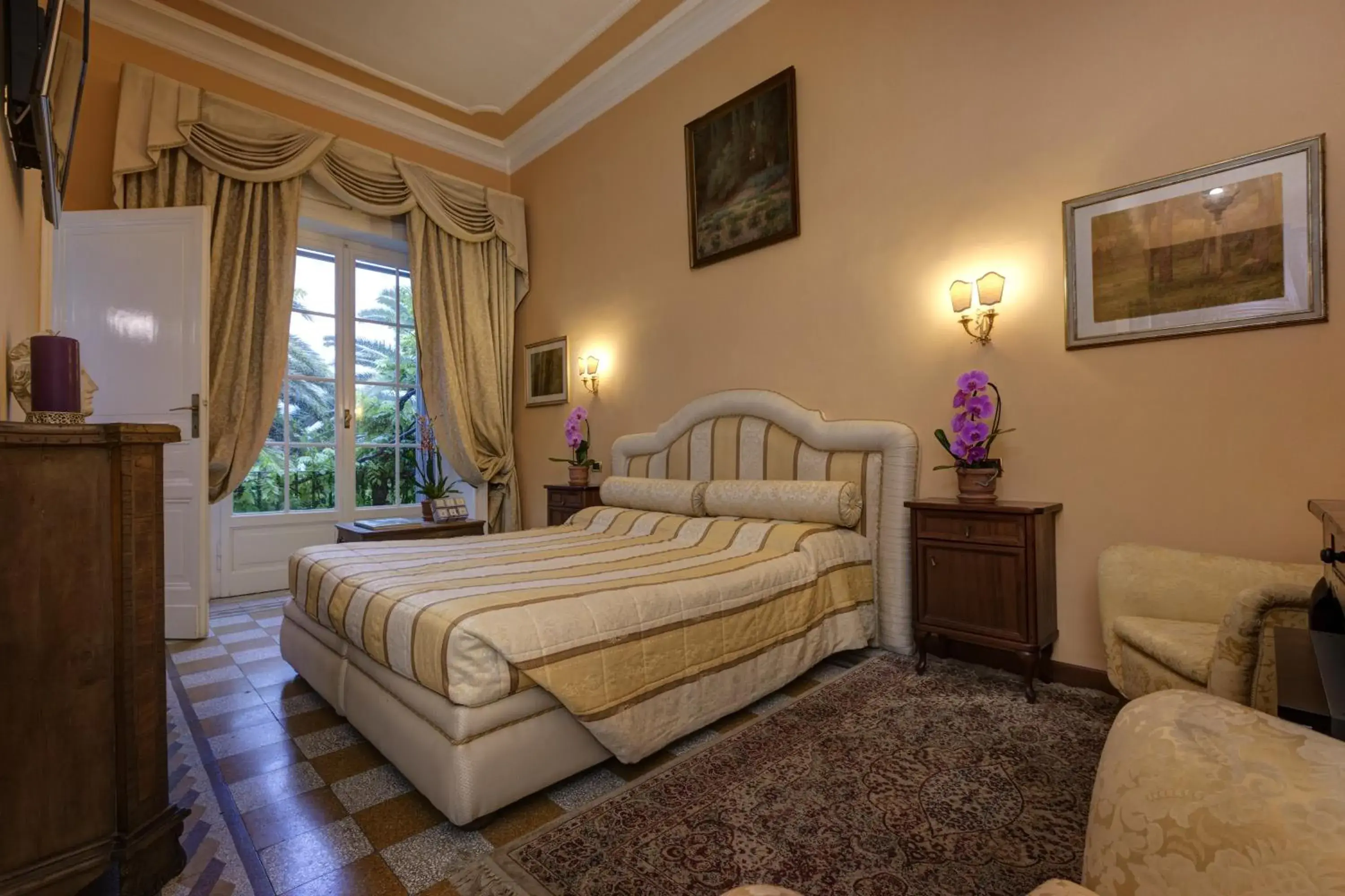 Double or Twin Room in Episcopo Lipinsky Luxury Suites Double or Twin Room in Episcopo Lipinsky Luxury Suites