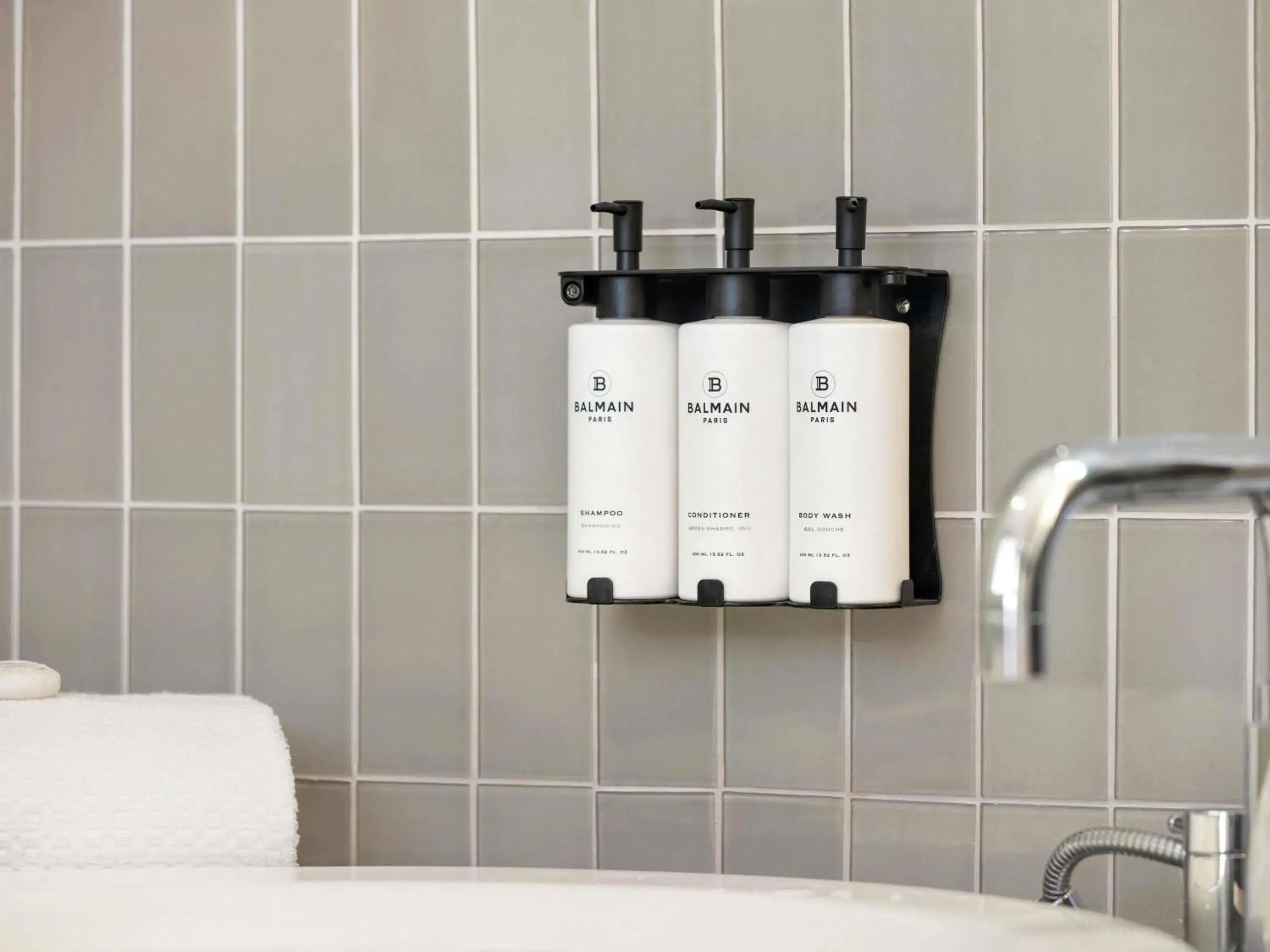 Patio Luxury Room, 1 king-size bed in Hotel Sofitel Los Angeles at Beverly Hills Patio Luxury Room, 1 king-size bed in Hotel Sofitel Los Angeles at Beverly Hills