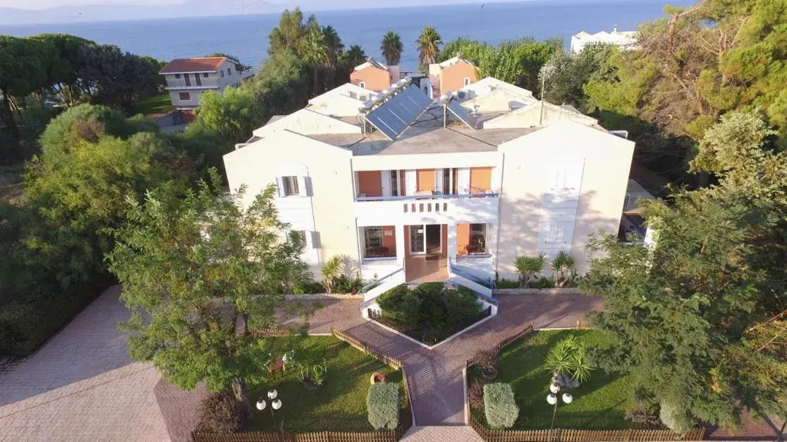 Aithrio Hotel Aithrio Hotel