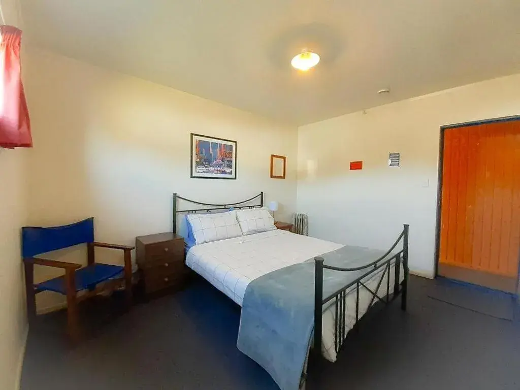 Double Room - single occupancy in Tongariro River Retreat Double Room - single occupancy in Tongariro River Retreat