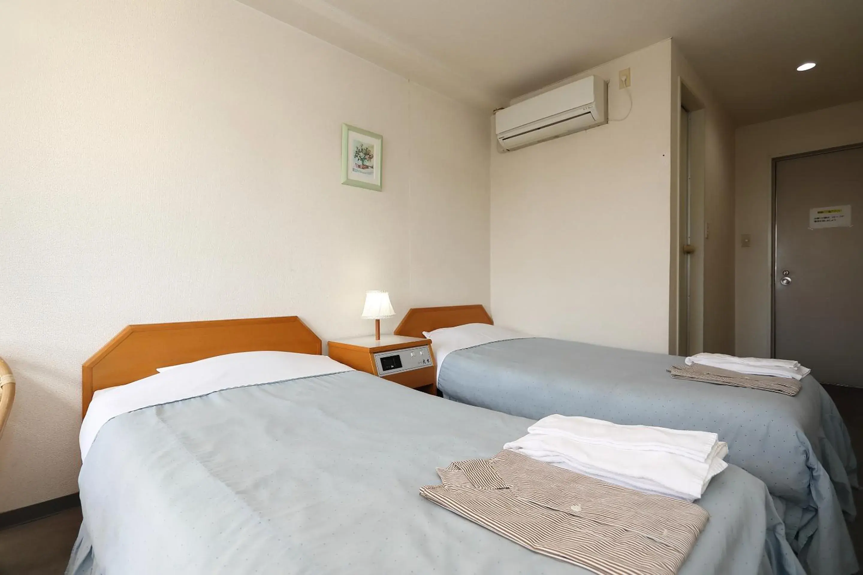 Twin Room - single occupancy in Hotel Tensui Twin Room - single occupancy in Hotel Tensui