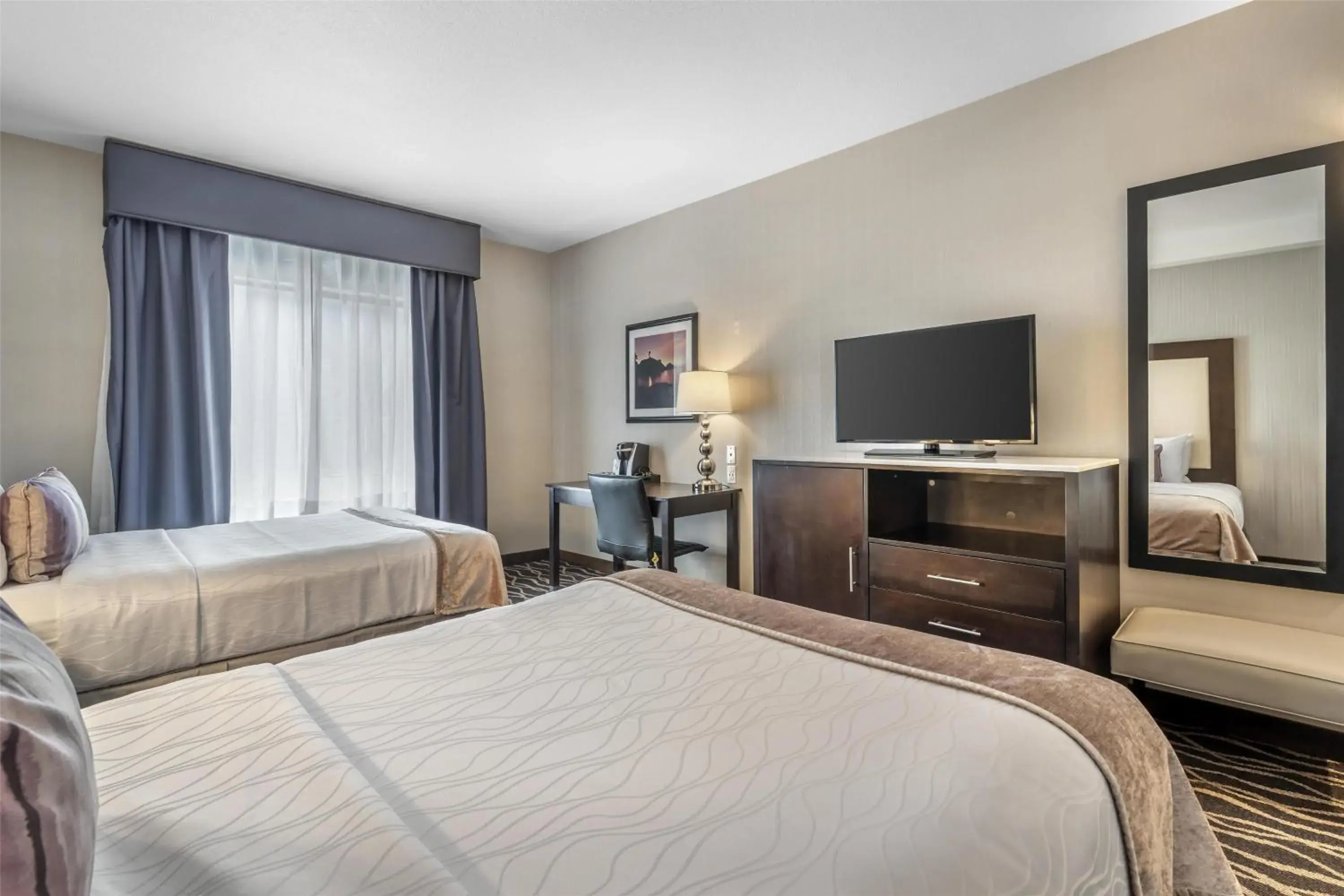 Double Room with Two Double Beds in Best Western Plus Hotel at the Convention Center Double Room with Two Double Beds in Best Western Plus Hotel at the Convention Center