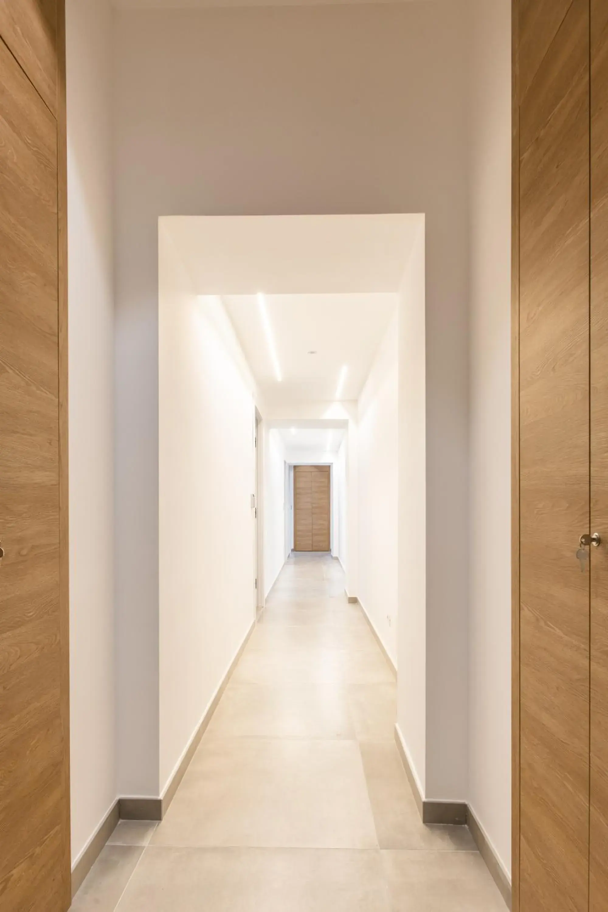 Lux Caracciolo Lux Caracciolo