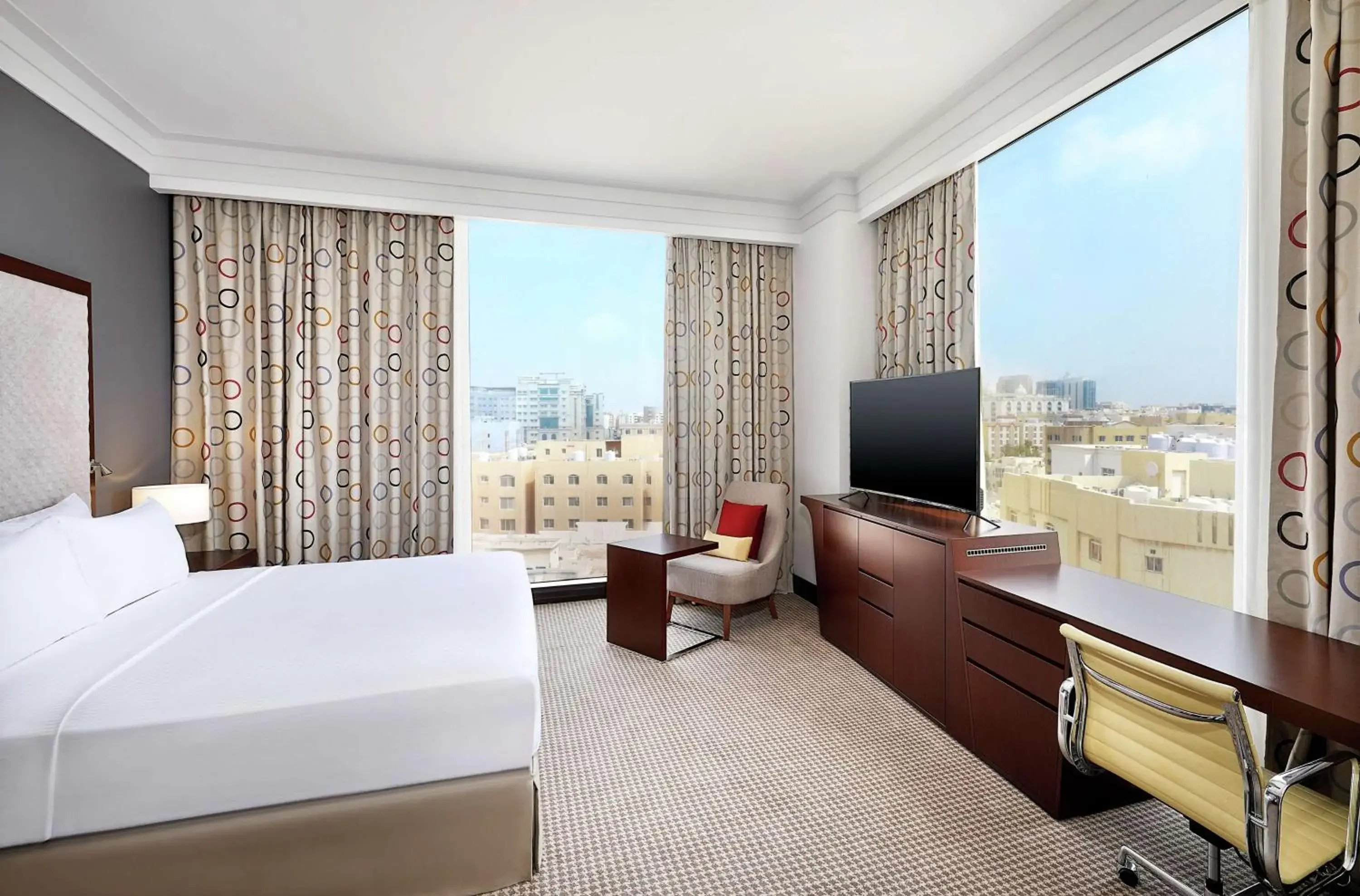 One-Bedroom King Suite in DoubleTree By Hilton Doha - Al Sadd One-Bedroom King Suite in DoubleTree By Hilton Doha - Al Sadd