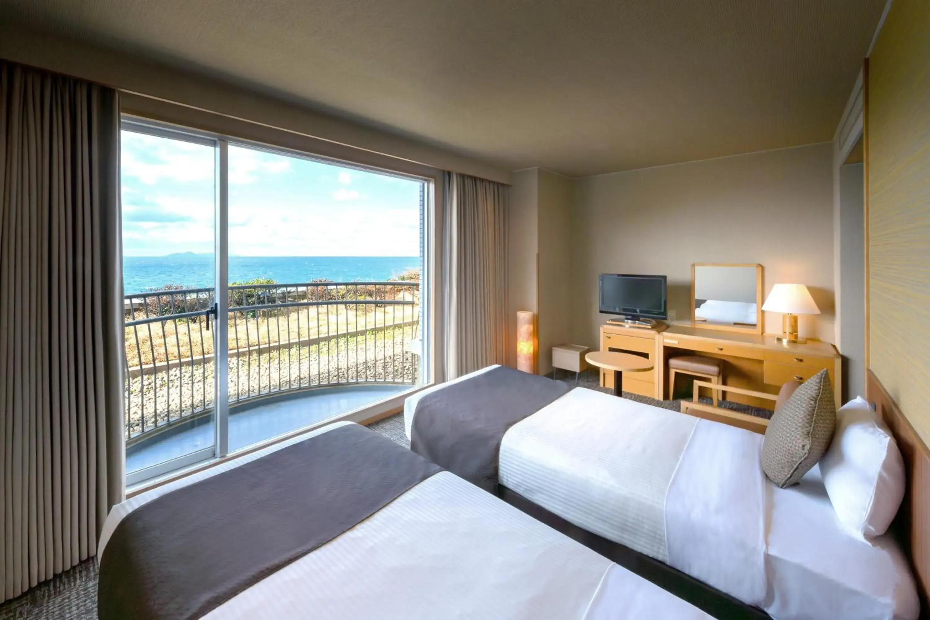 Twin Room with Toilet and Ocean View - Non-Smoking in KAMENOI HOTEL Genkainada Twin Room with Toilet and Ocean View - Non-Smoking in KAMENOI HOTEL Genkainada