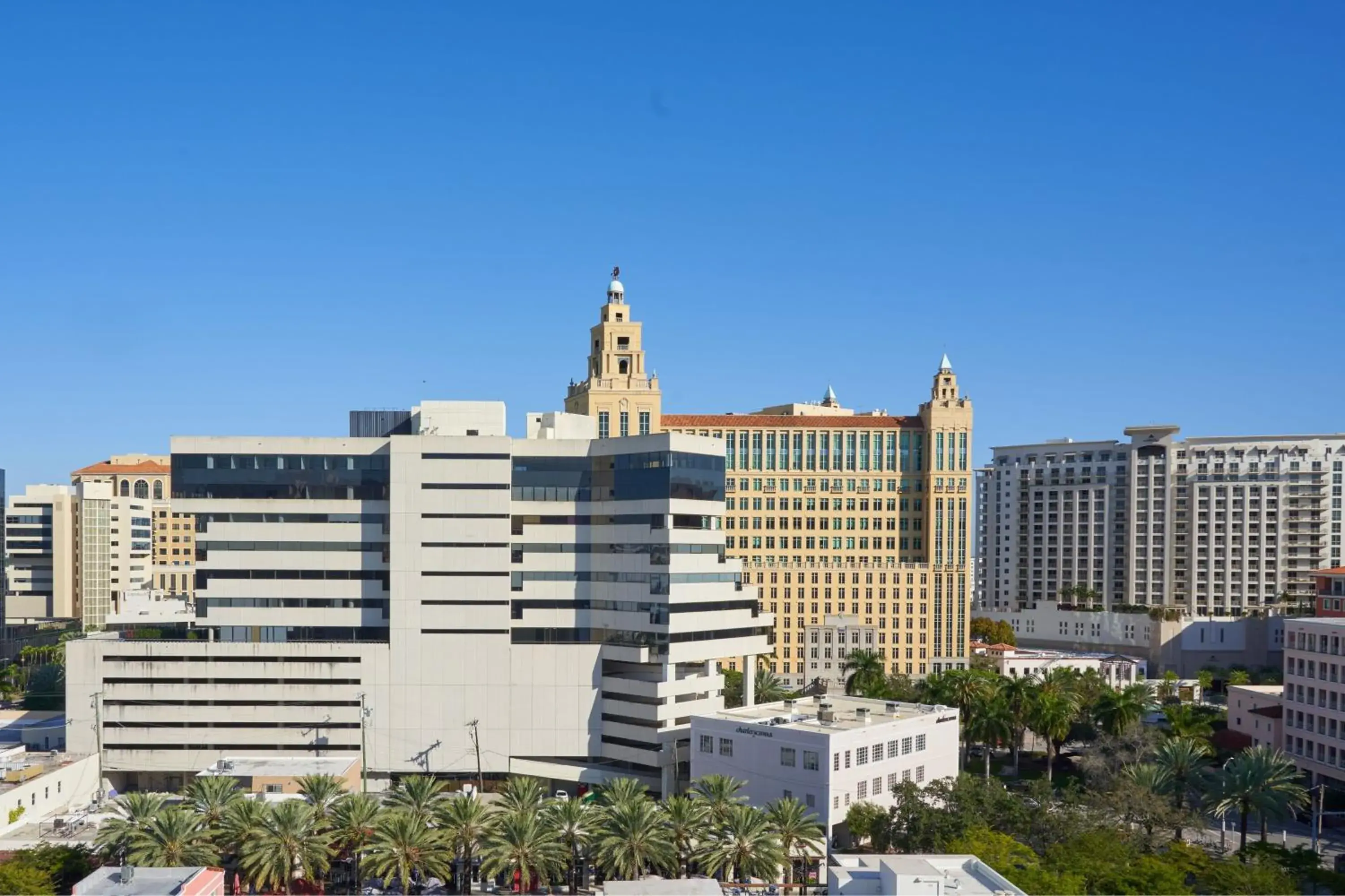 Miracle Suite, Junior Suite, 1 King, City view in Hotel Colonnade Coral Gables, Autograph Collection Miracle Suite, Junior Suite, 1 King, City view in Hotel Colonnade Coral Gables, Autograph Collection