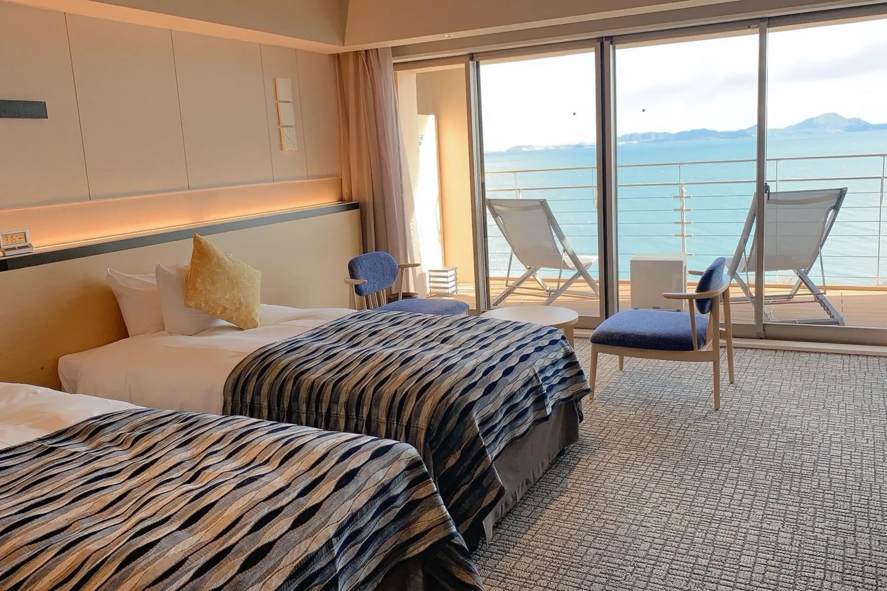 Superior Twin(Top floor)(With shower booth & deck)(Nonsmoking) - single occupancy in KAMENOI HOTEL Ako Superior Twin(Top floor)(With shower booth & deck)(Nonsmoking) - single occupancy in KAMENOI HOTEL Ako