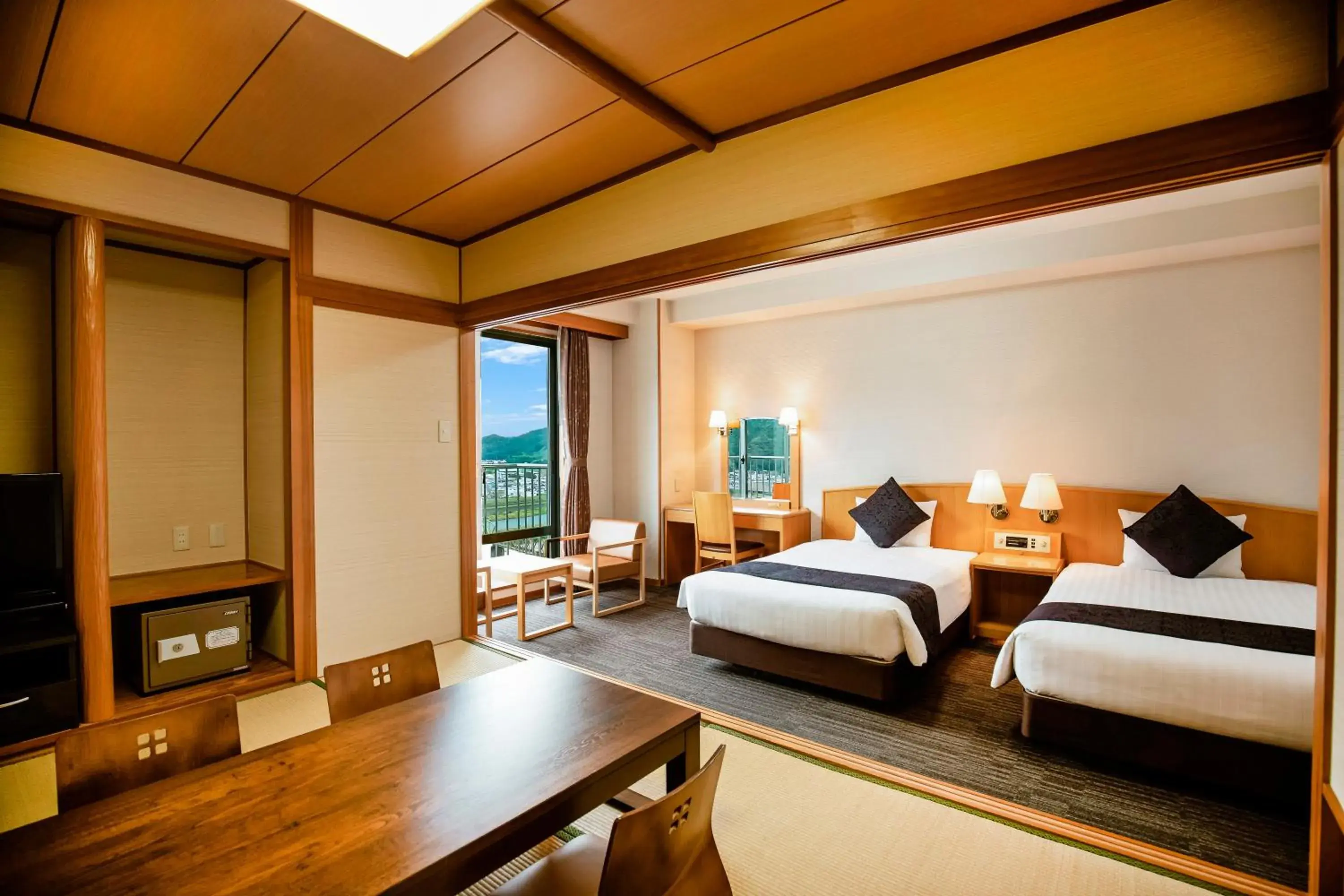 Japanese-Western style Room (With Private Bath) in Kanpo no Yado Ino Japanese-Western style Room (With Private Bath) in Kanpo no Yado Ino