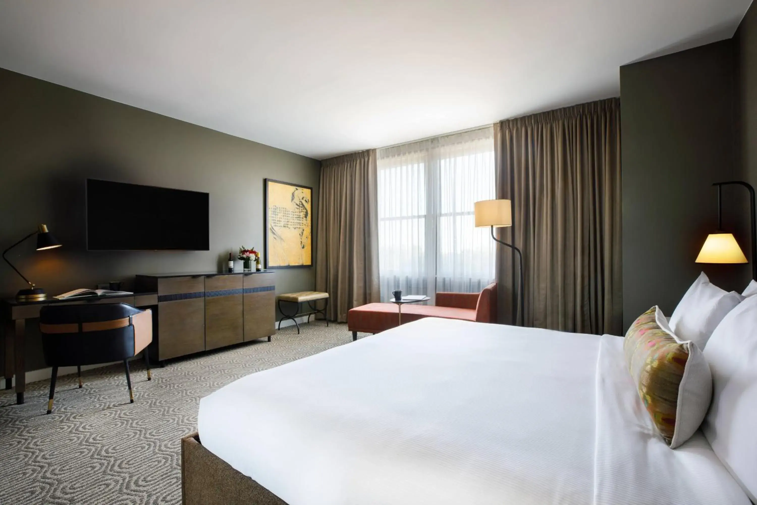 Deluxe King Room in Hotel Vin, Grapevine, Autograph Collection Deluxe King Room in Hotel Vin, Grapevine, Autograph Collection