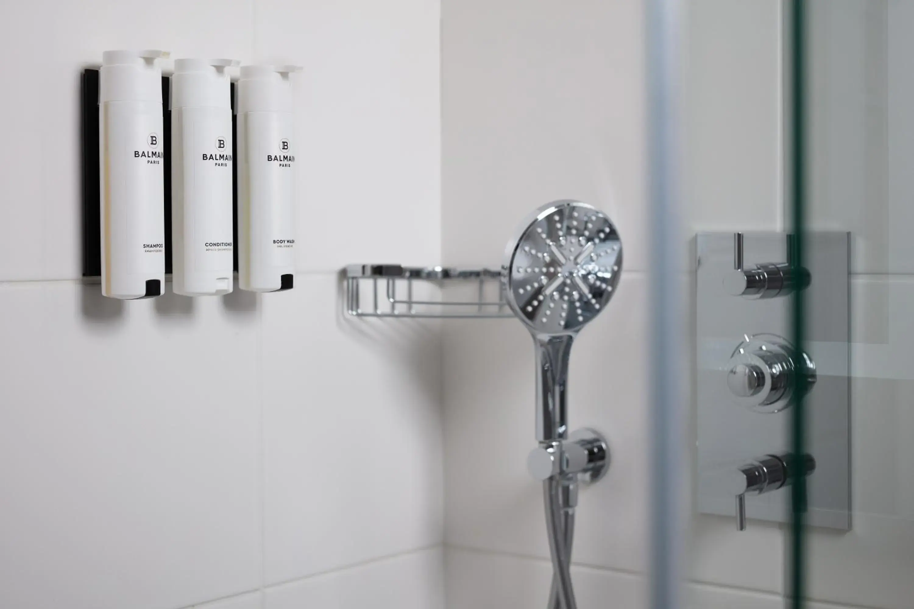 Executive Suite in Courtyard by Marriott Paris Porte de Versailles Executive Suite in Courtyard by Marriott Paris Porte de Versailles