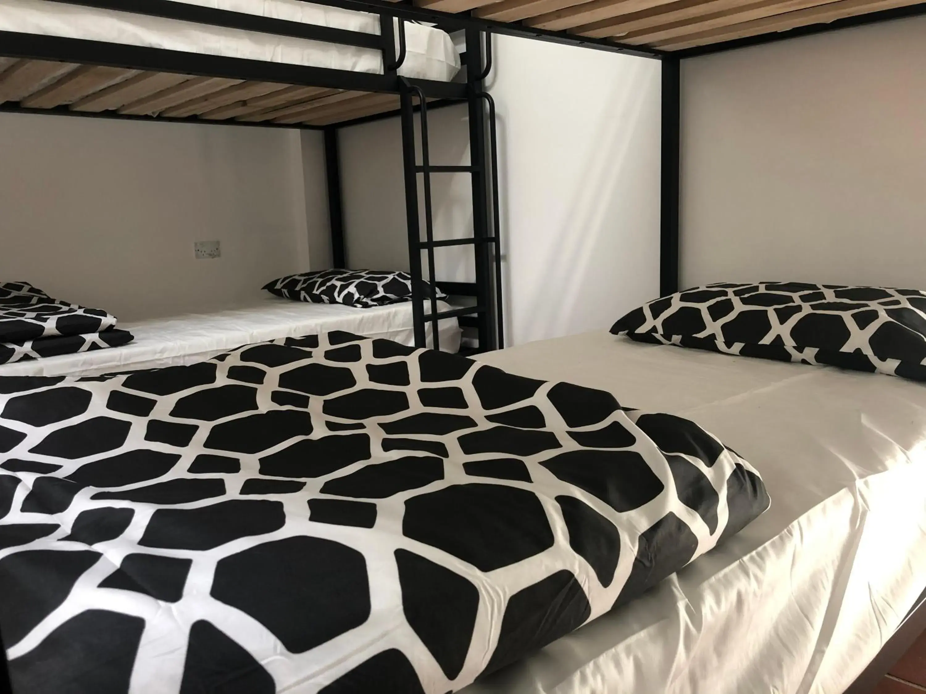 Bed in 10-Bed Mixed Dormitory Room in St Kilda Accommodation Bed in 10-Bed Mixed Dormitory Room in St Kilda Accommodation