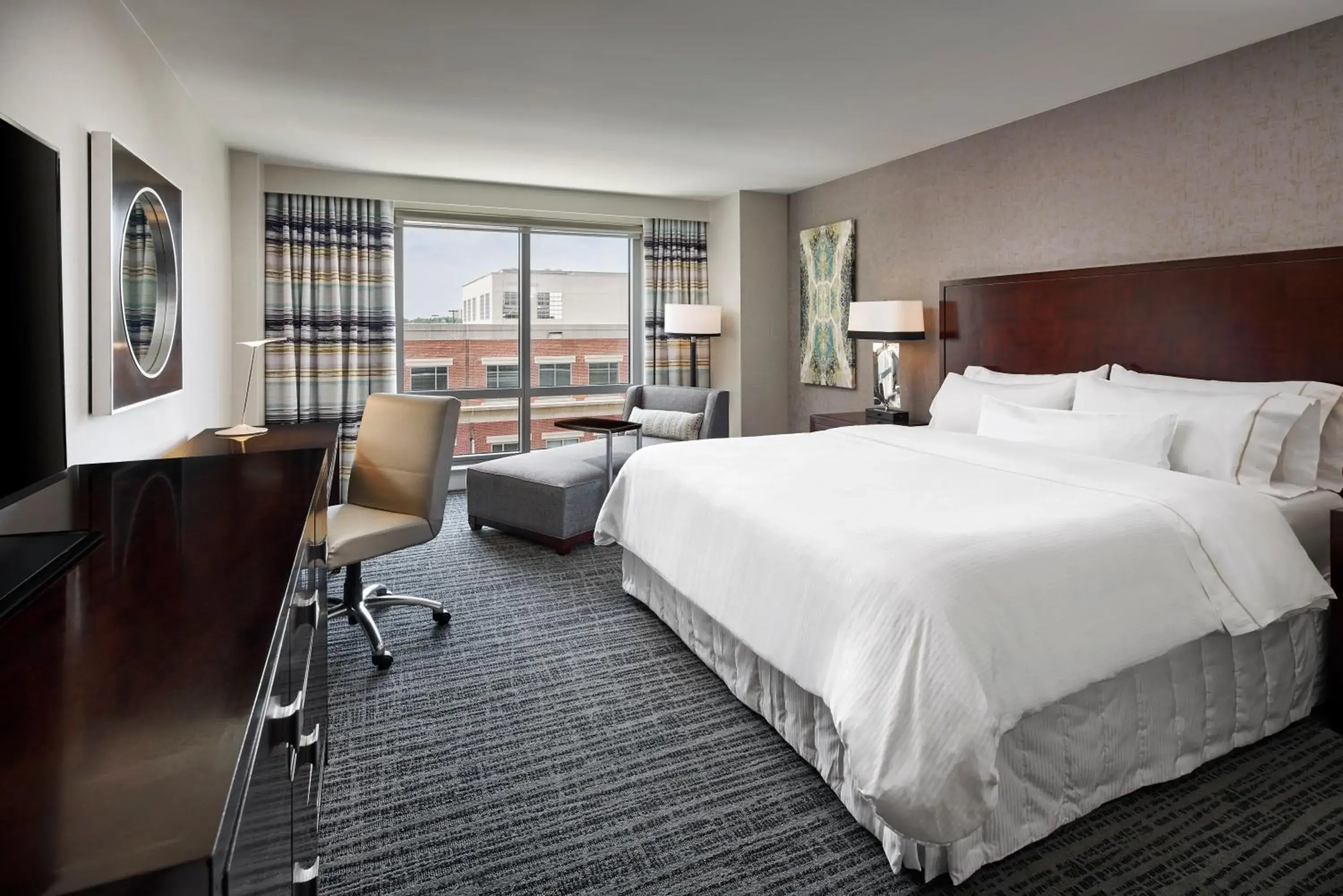 Traditional, Guest room, 1 King in The Westin Alexandria Old Town Traditional, Guest room, 1 King in The Westin Alexandria Old Town