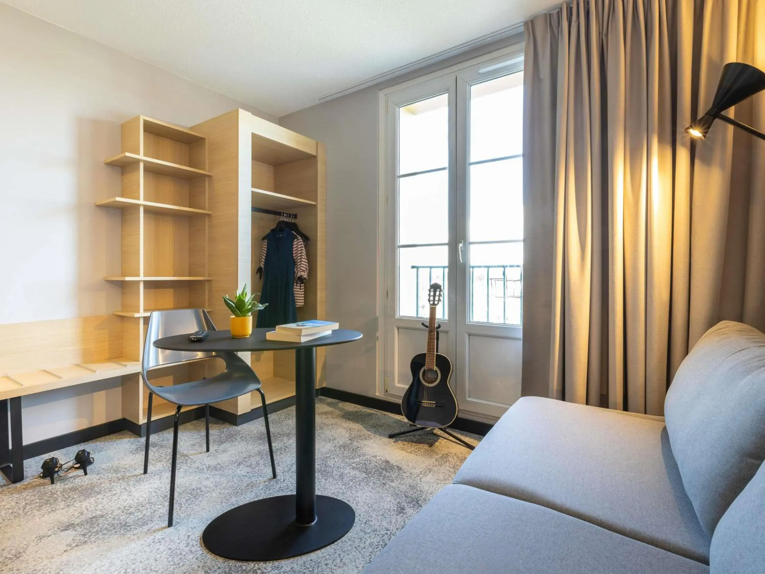 Superior Double Room with Sofa in ibis Strasbourg Centre Gare Superior Double Room with Sofa in ibis Strasbourg Centre Gare